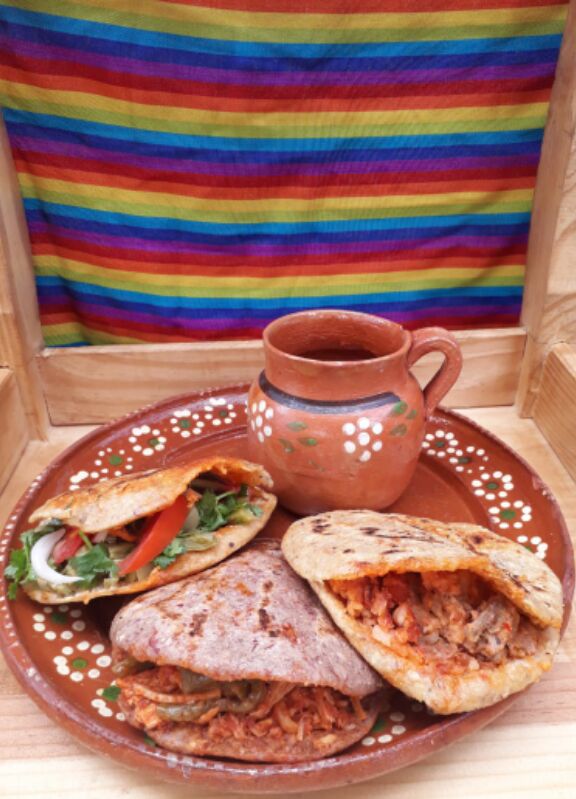 Gorditas "Doña Do" image 8