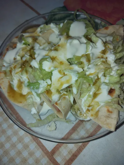 Antojitos y cocina económica Mami Blue image 4