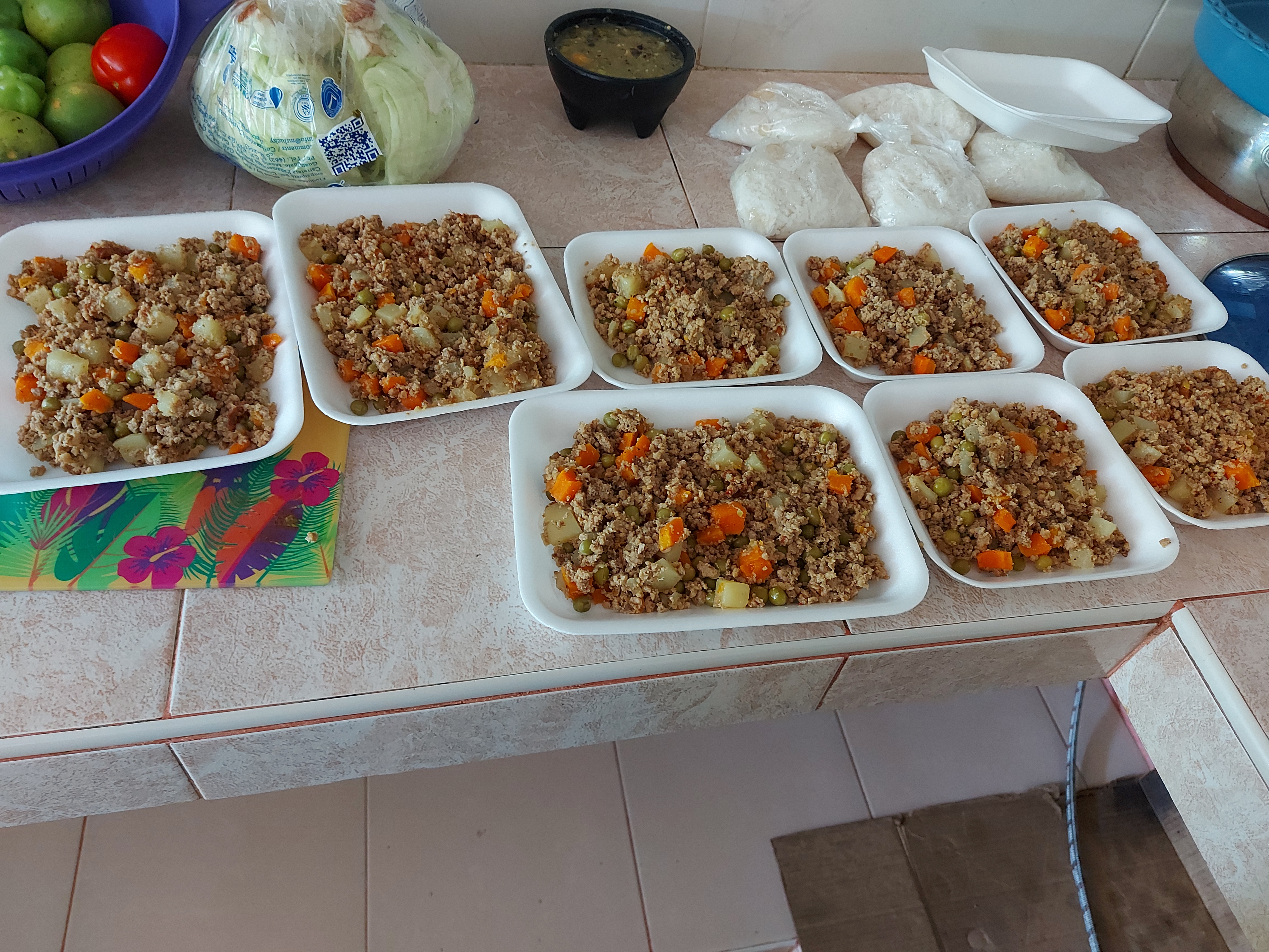 Antojitos y cocina económica Mami Blue image 7