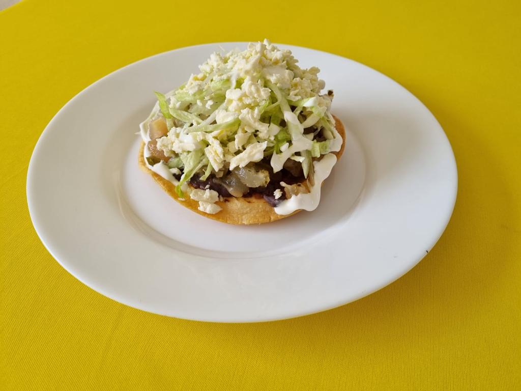 El Alebrije Comida Mexicana image 7