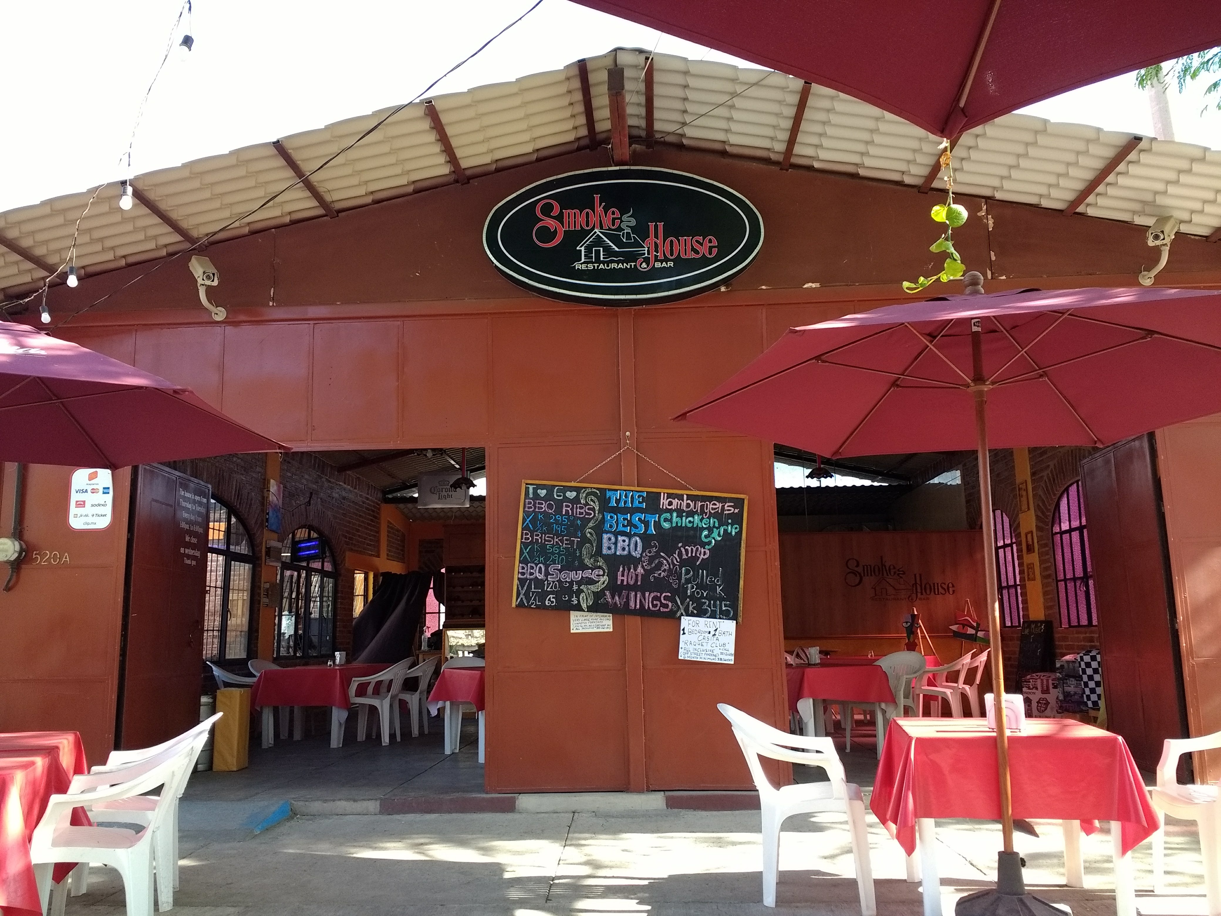 Smoke House Ajijic image 7