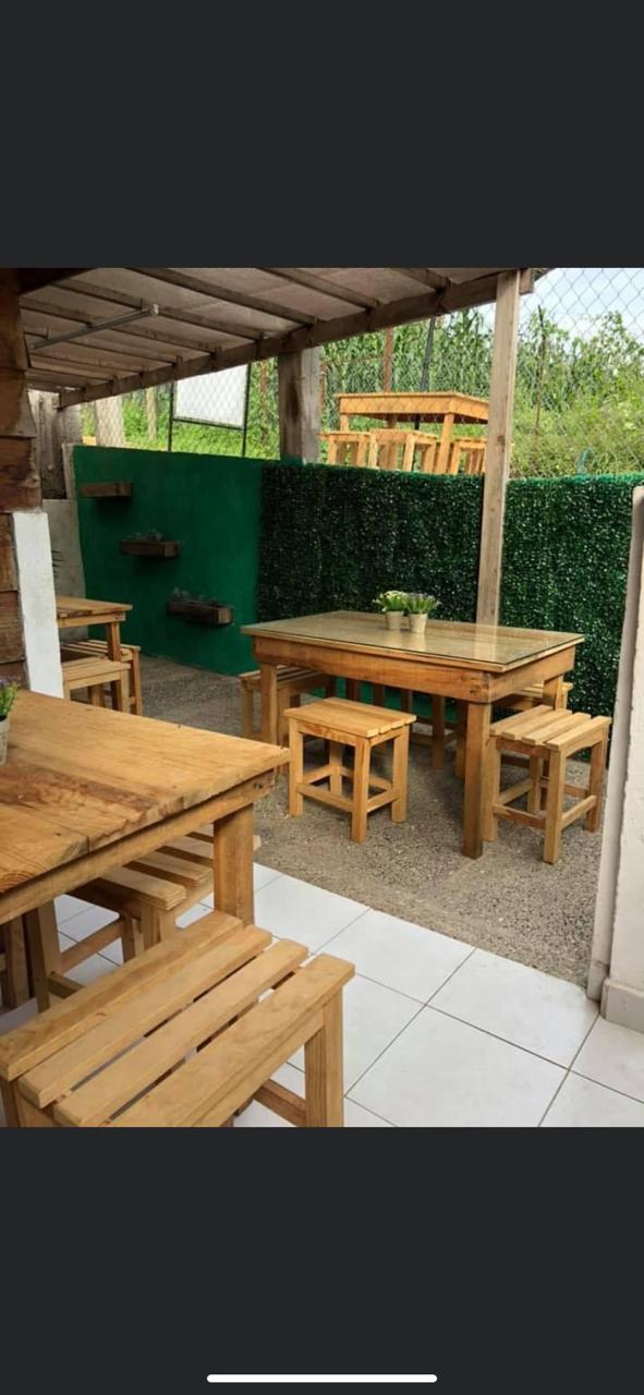 Cherry's Pizza image 5