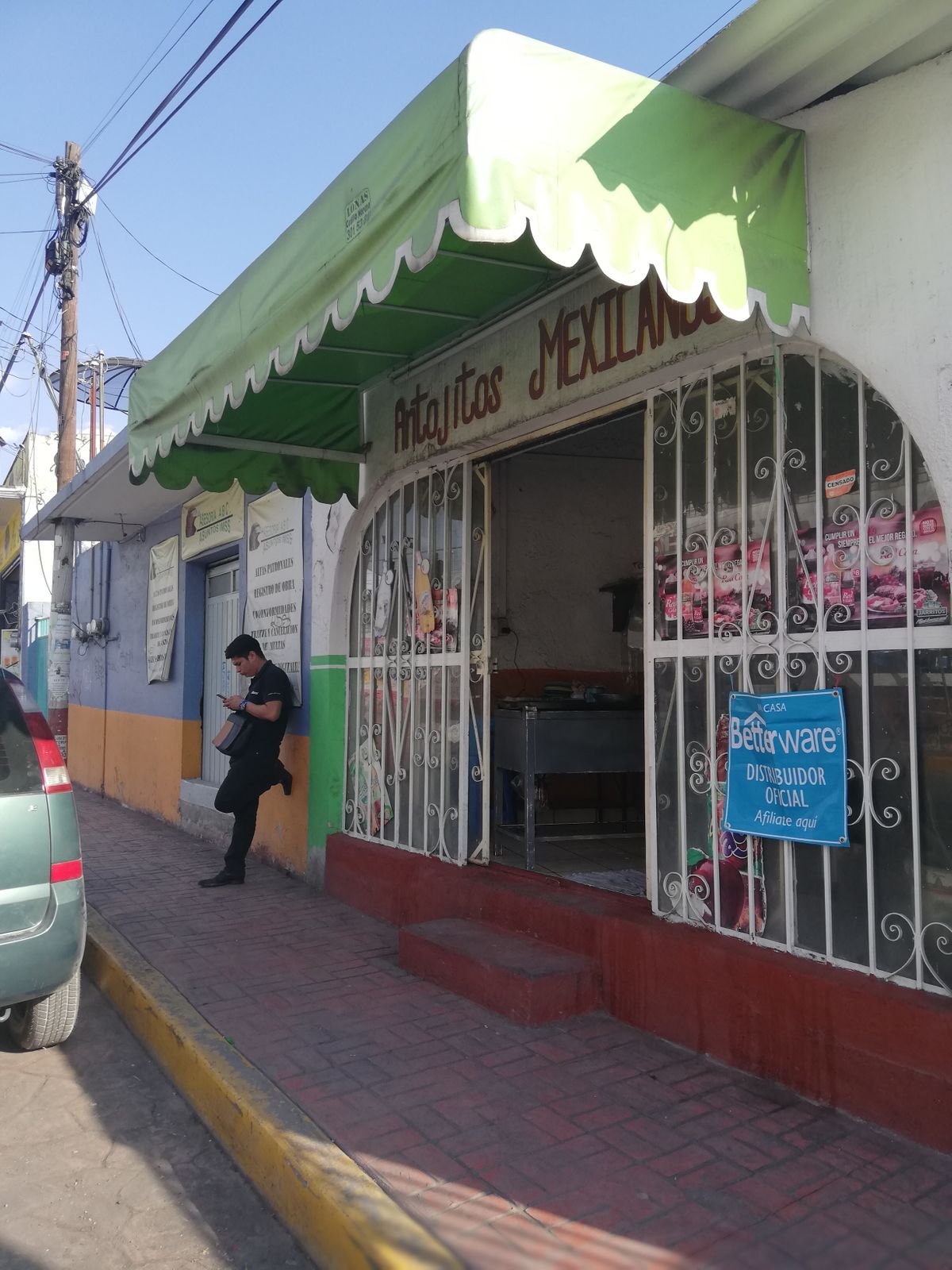 Antojitos mexicanos image 1