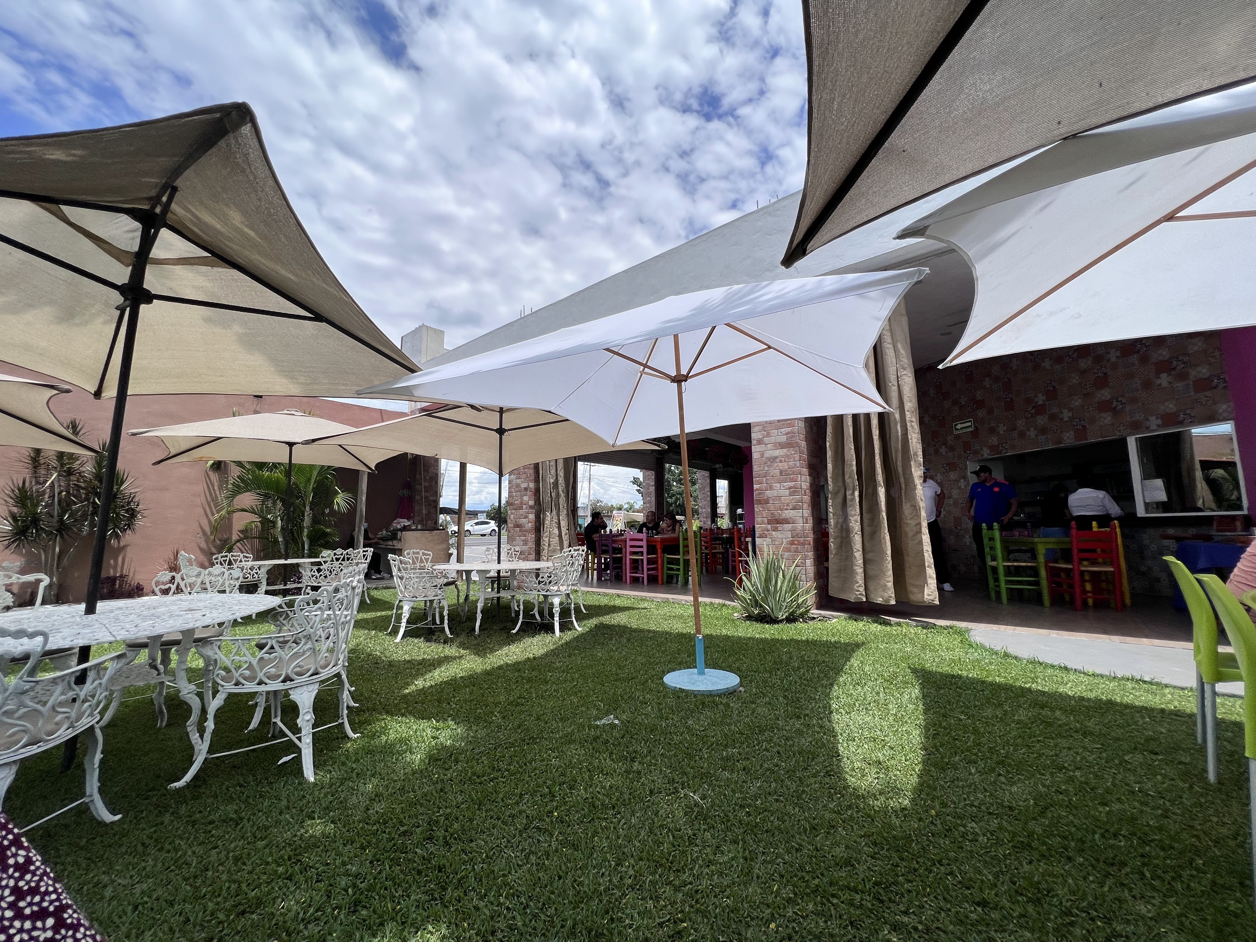 restaurante cazahuates image 4