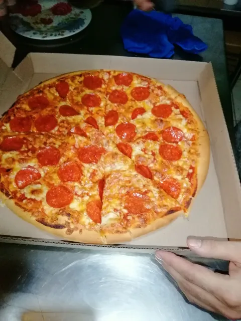 myke pizza image 6