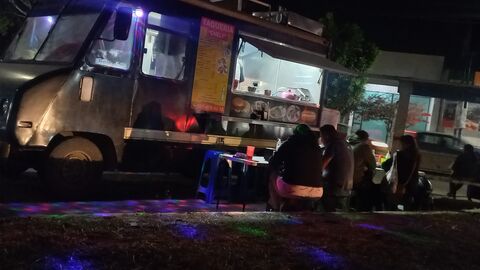 Taqueria "Chely" image 4