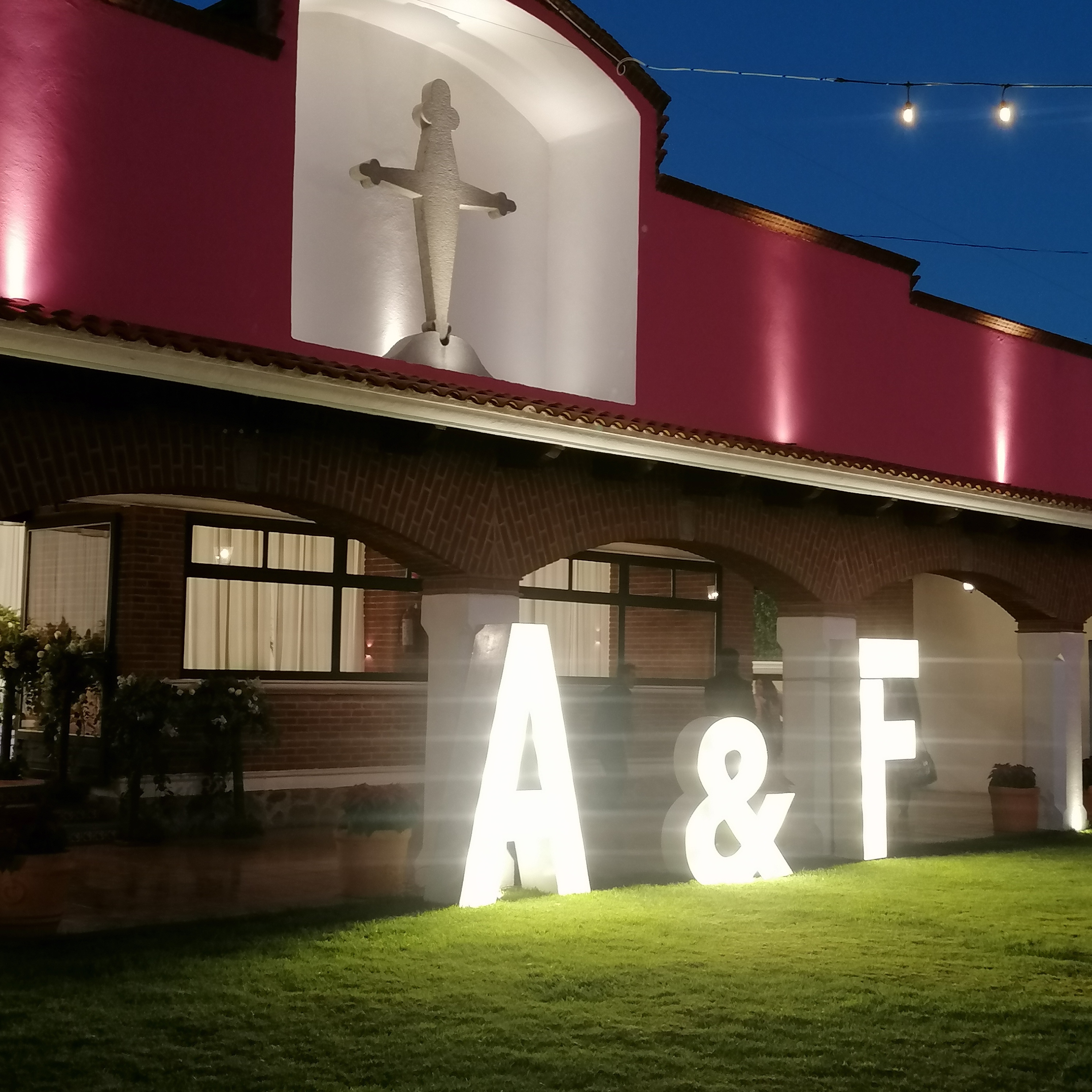 El Cristo, Banquetes y Servicios. image 9
