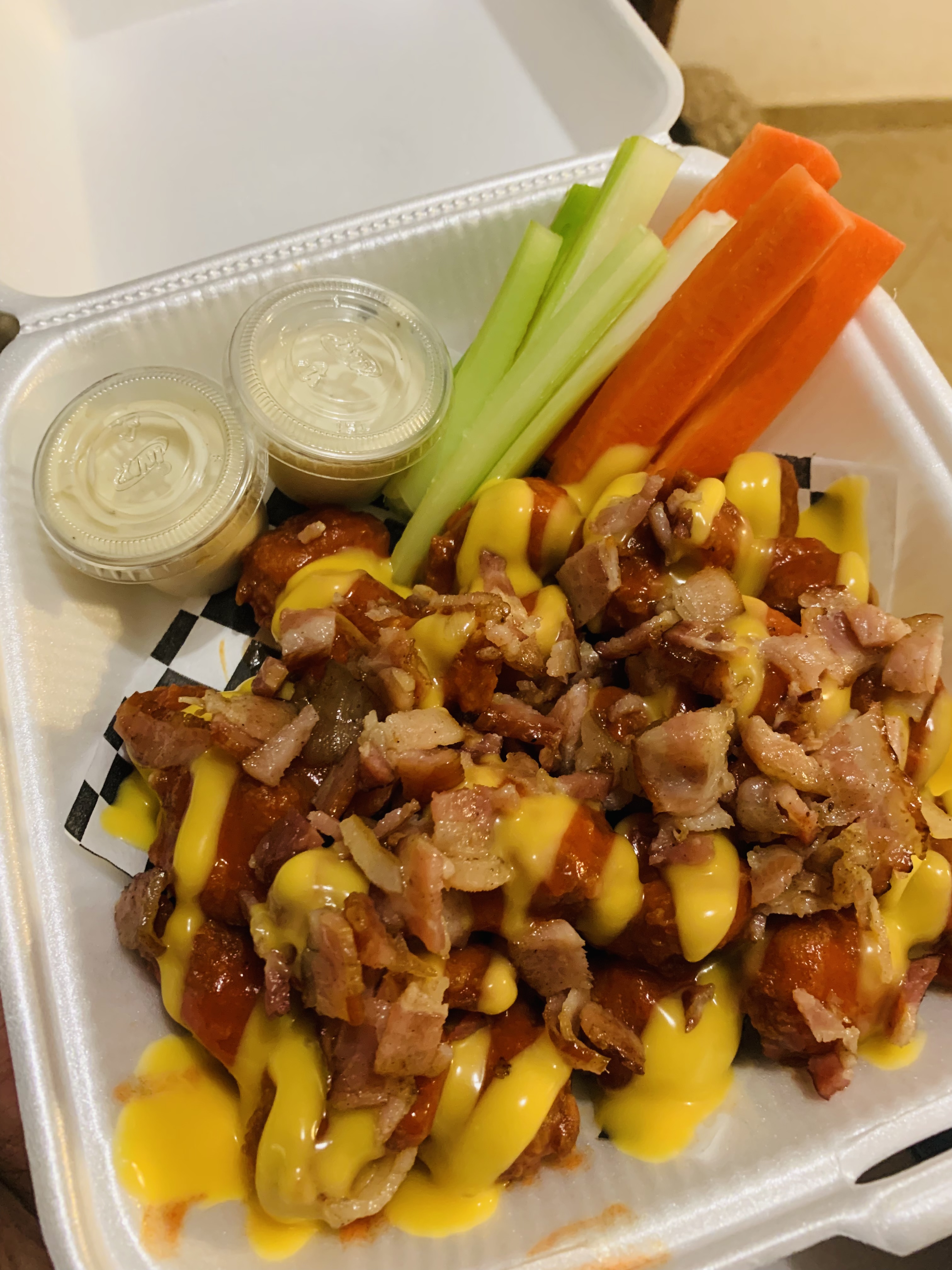 Alitas y hamburguesas Bad boys image 2