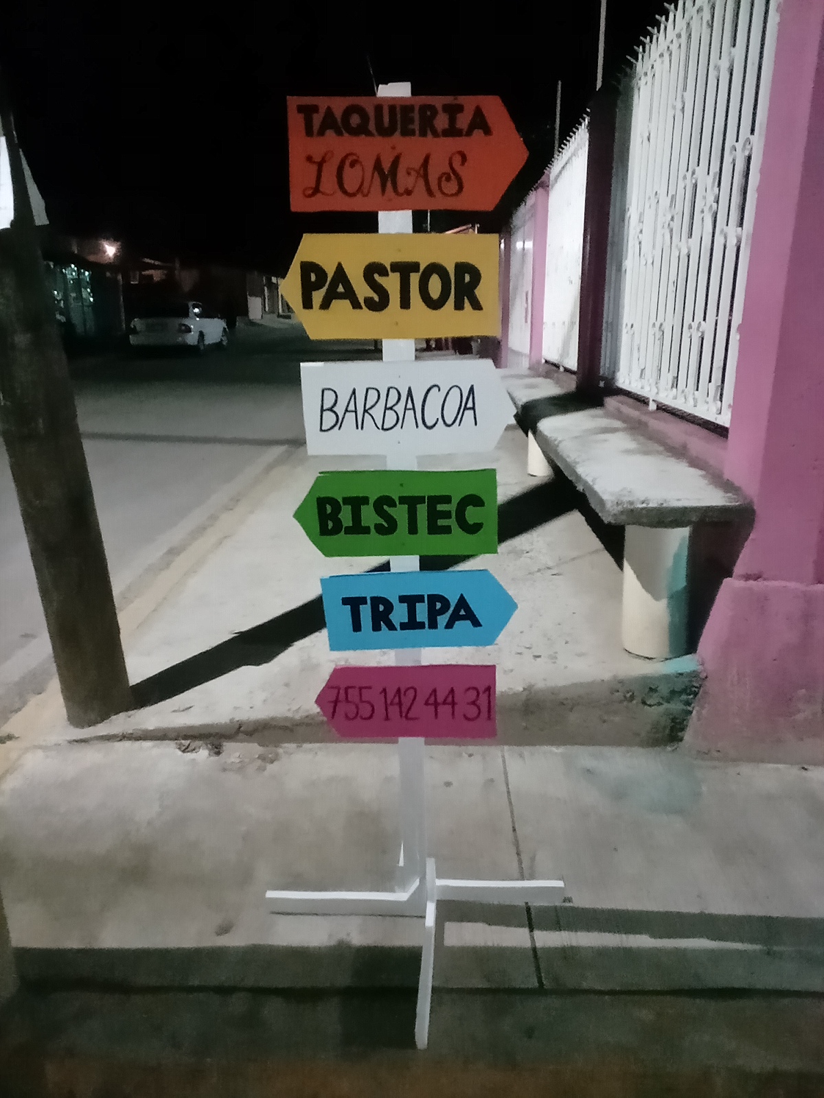 Taquería " LOMAS " image 2