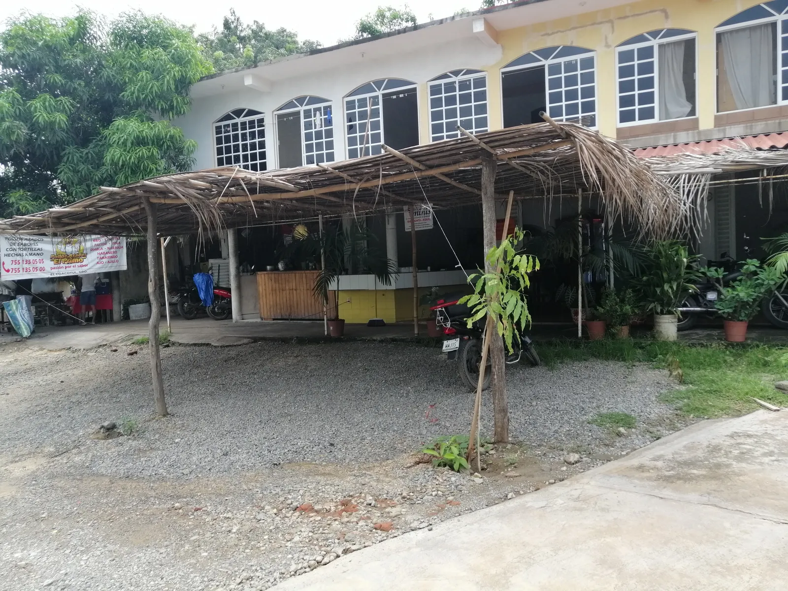 Pollos Asados "El Primo" image 4