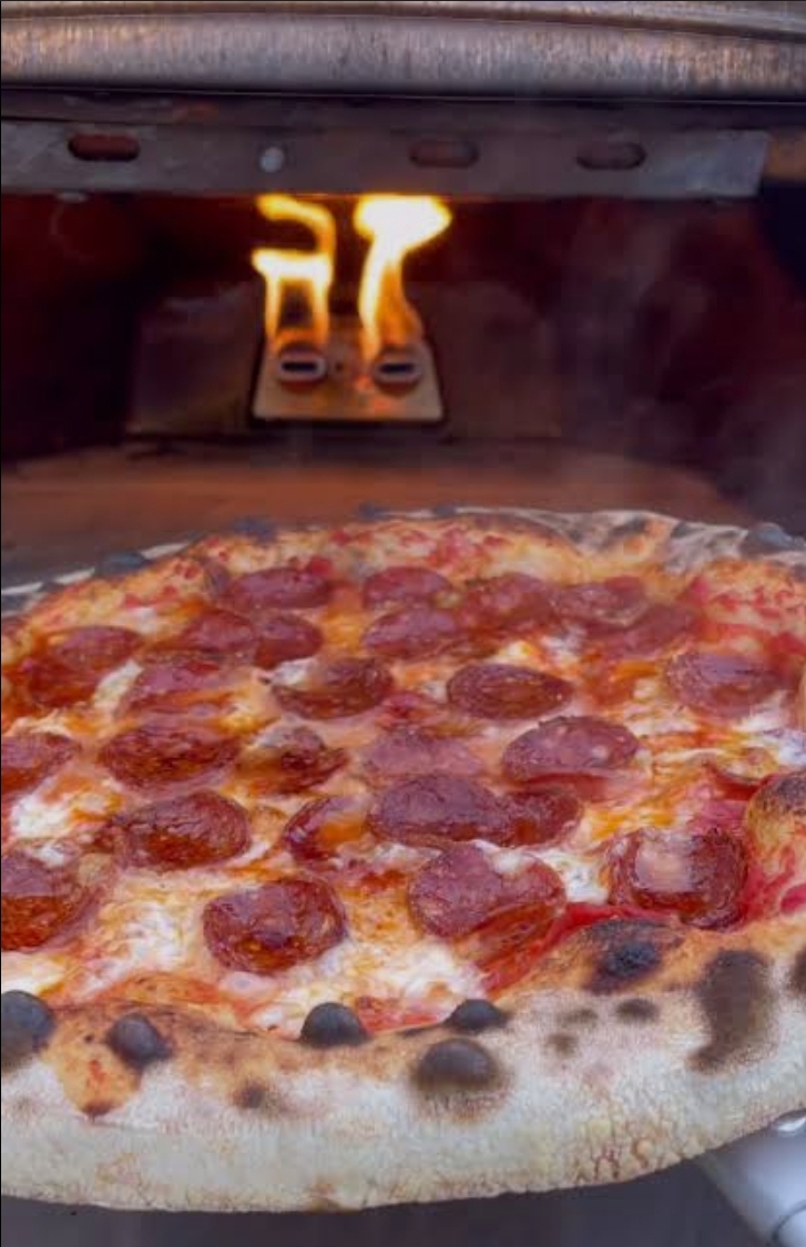 Mama Mia Pizzeria image 5