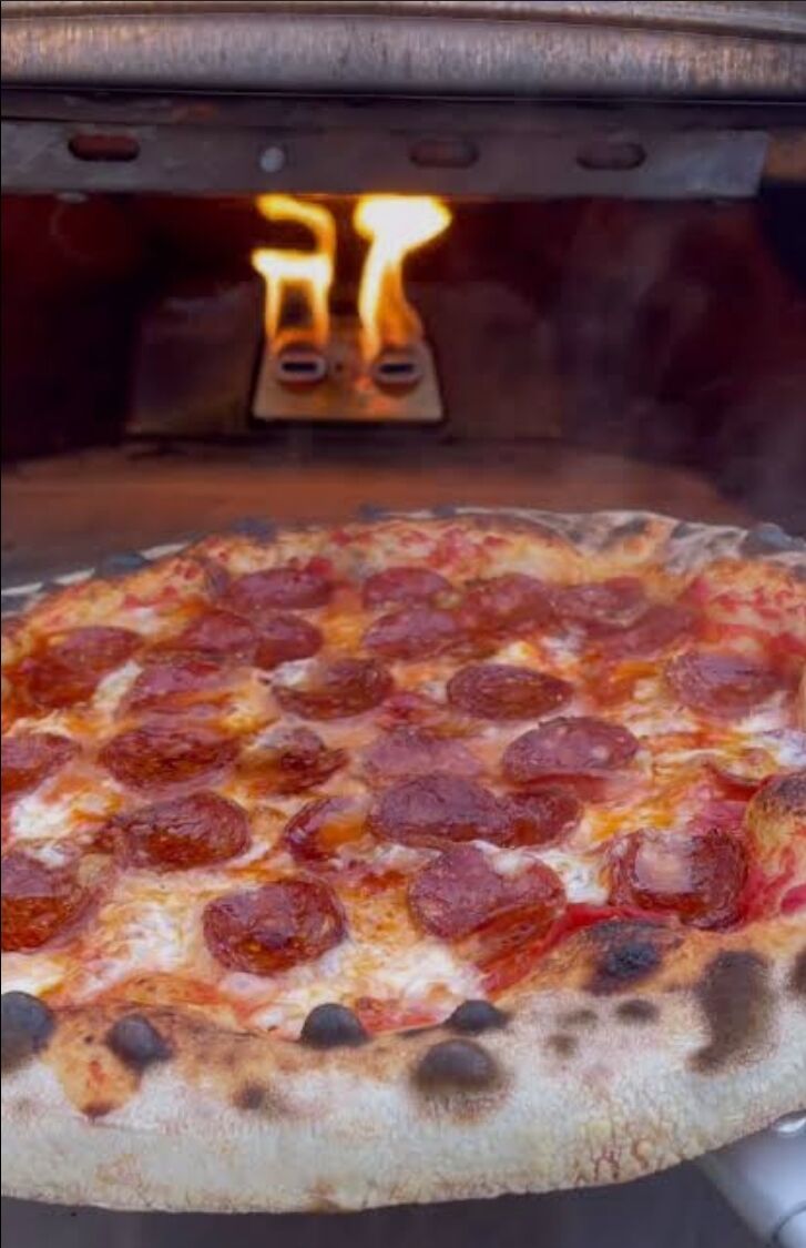 Mama Mia Pizzeria image 5
