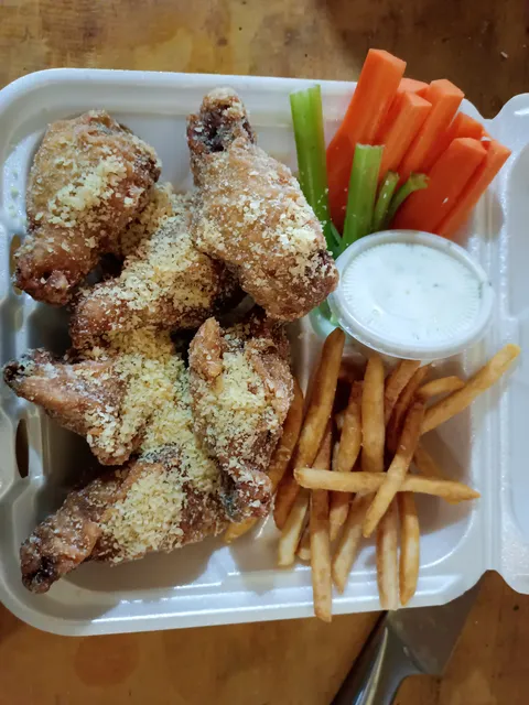 Las Alitas San jeronimito image 3