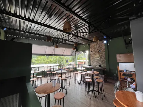 CELINA BAR image 1