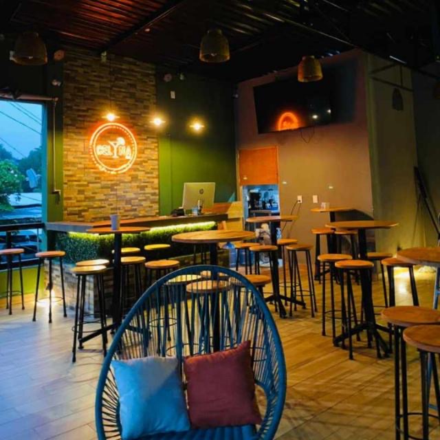 CELINA BAR image 3