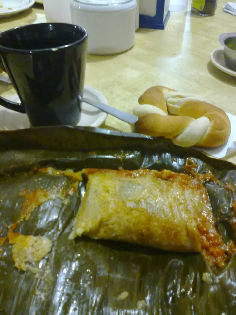 El Farolito image 2