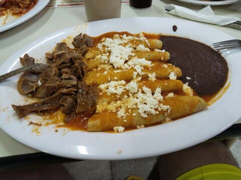 El Farolito image 3