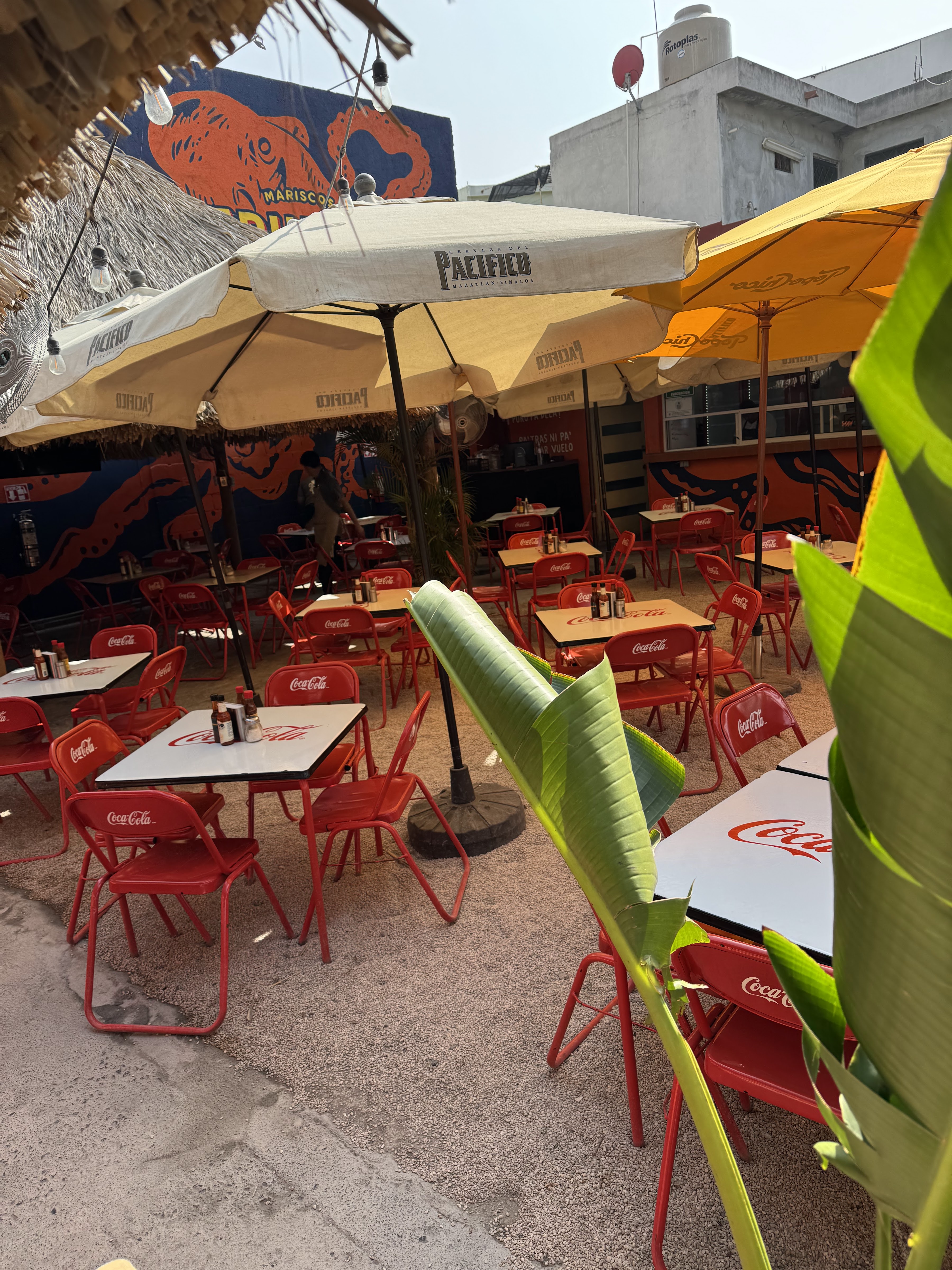 Mariscos Perihuete image 1