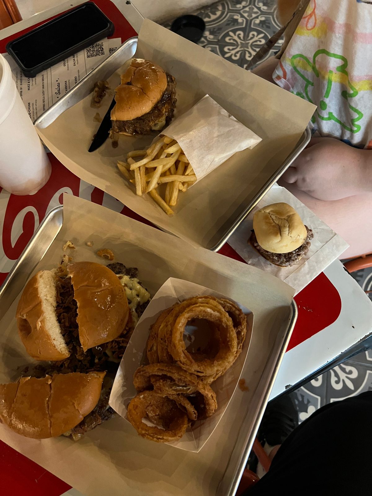 Burgers Perronas image 5