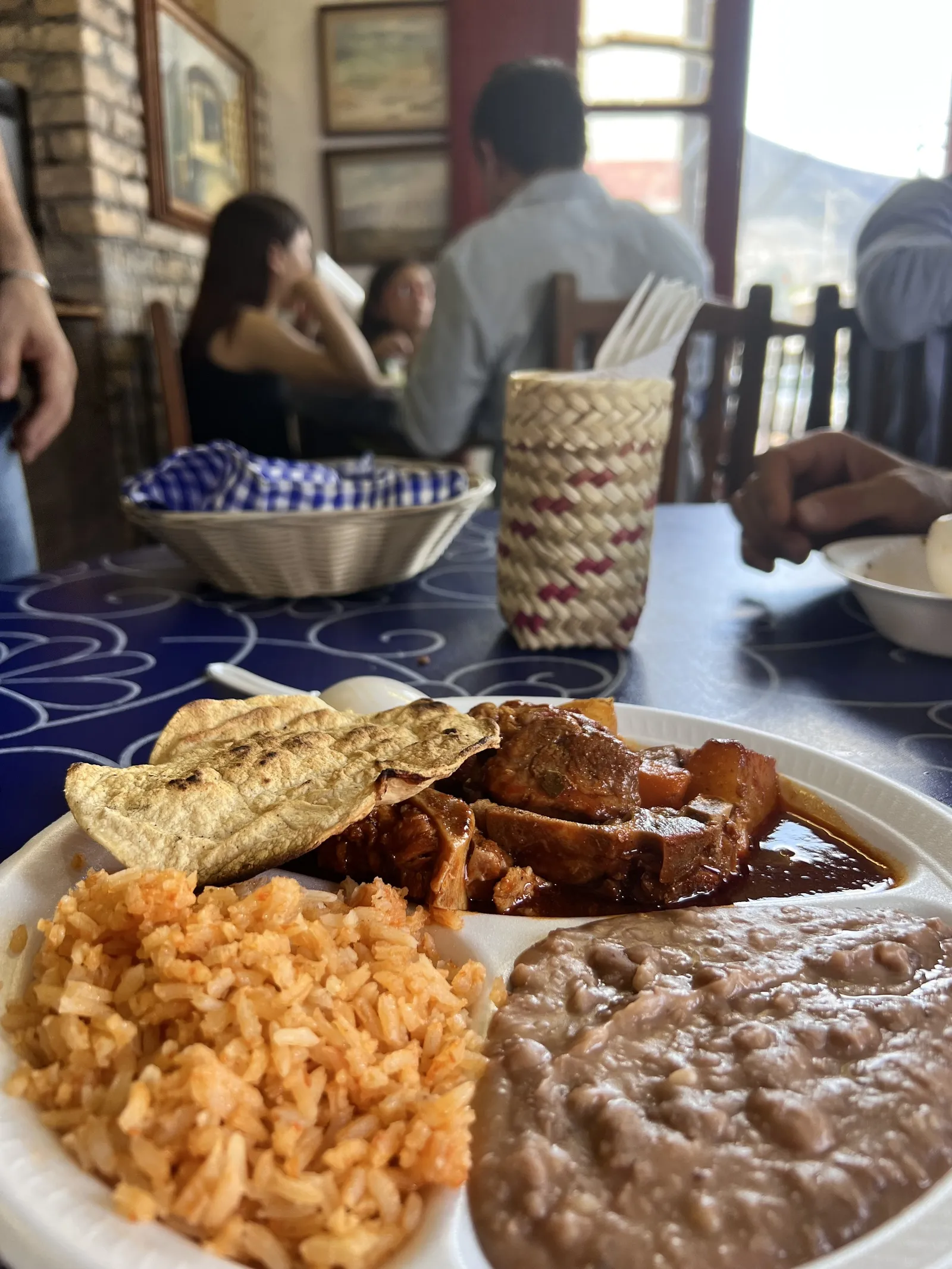 Fonda San Pedro image 1