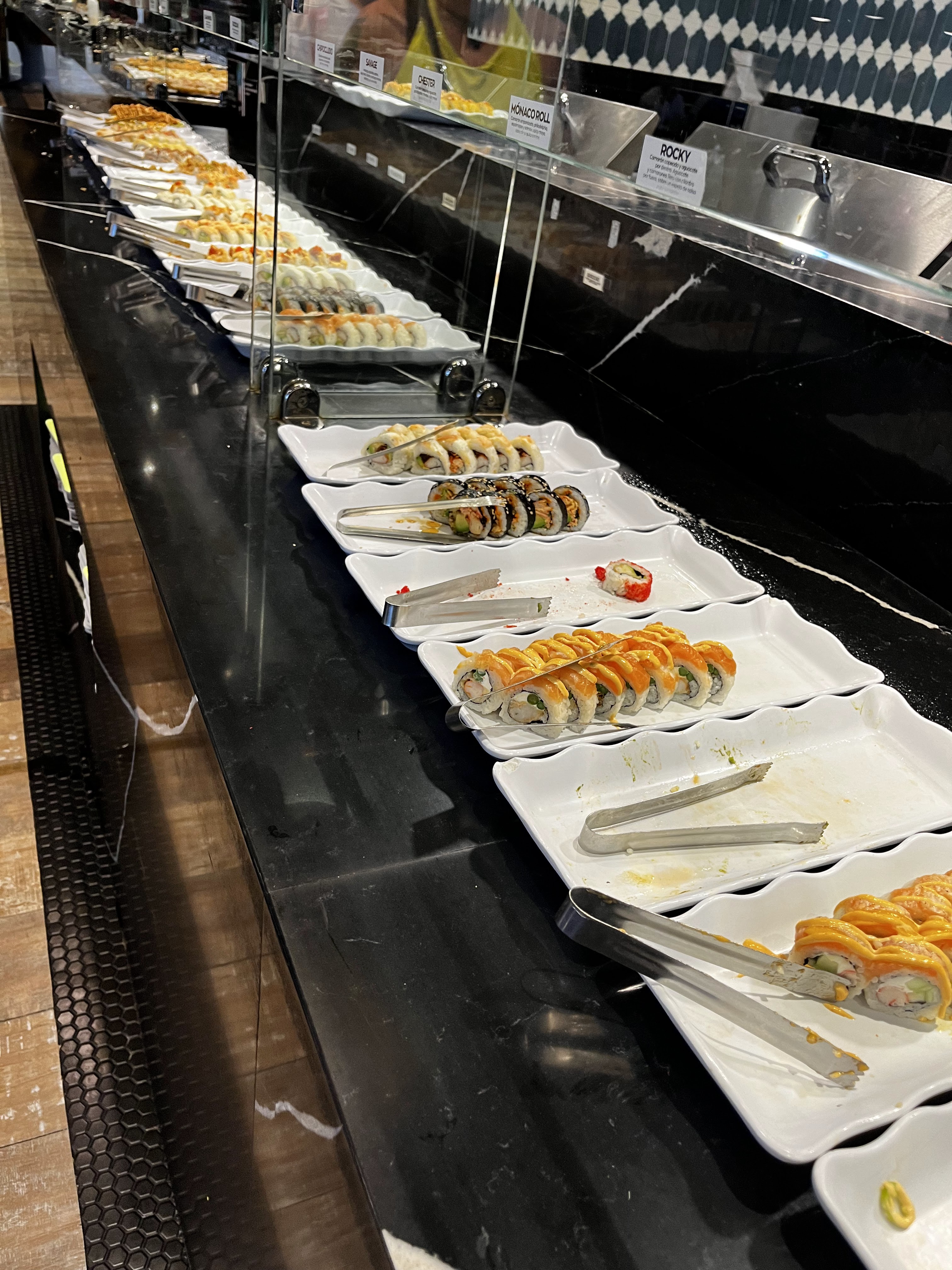 Kurai Sushi & Chinese Buffet image 4