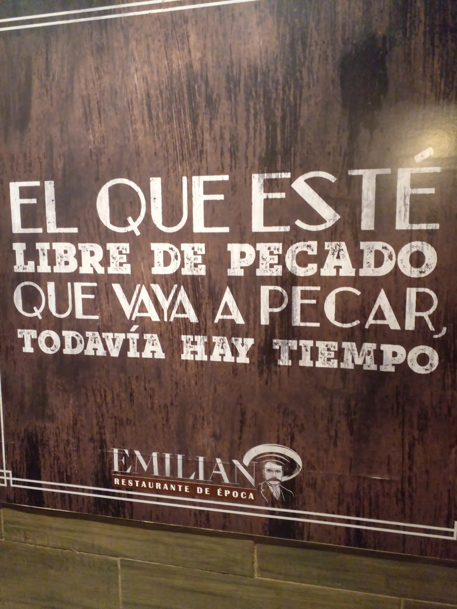 EMILIANO RESTAURANTE DE ÉPOCA image 5