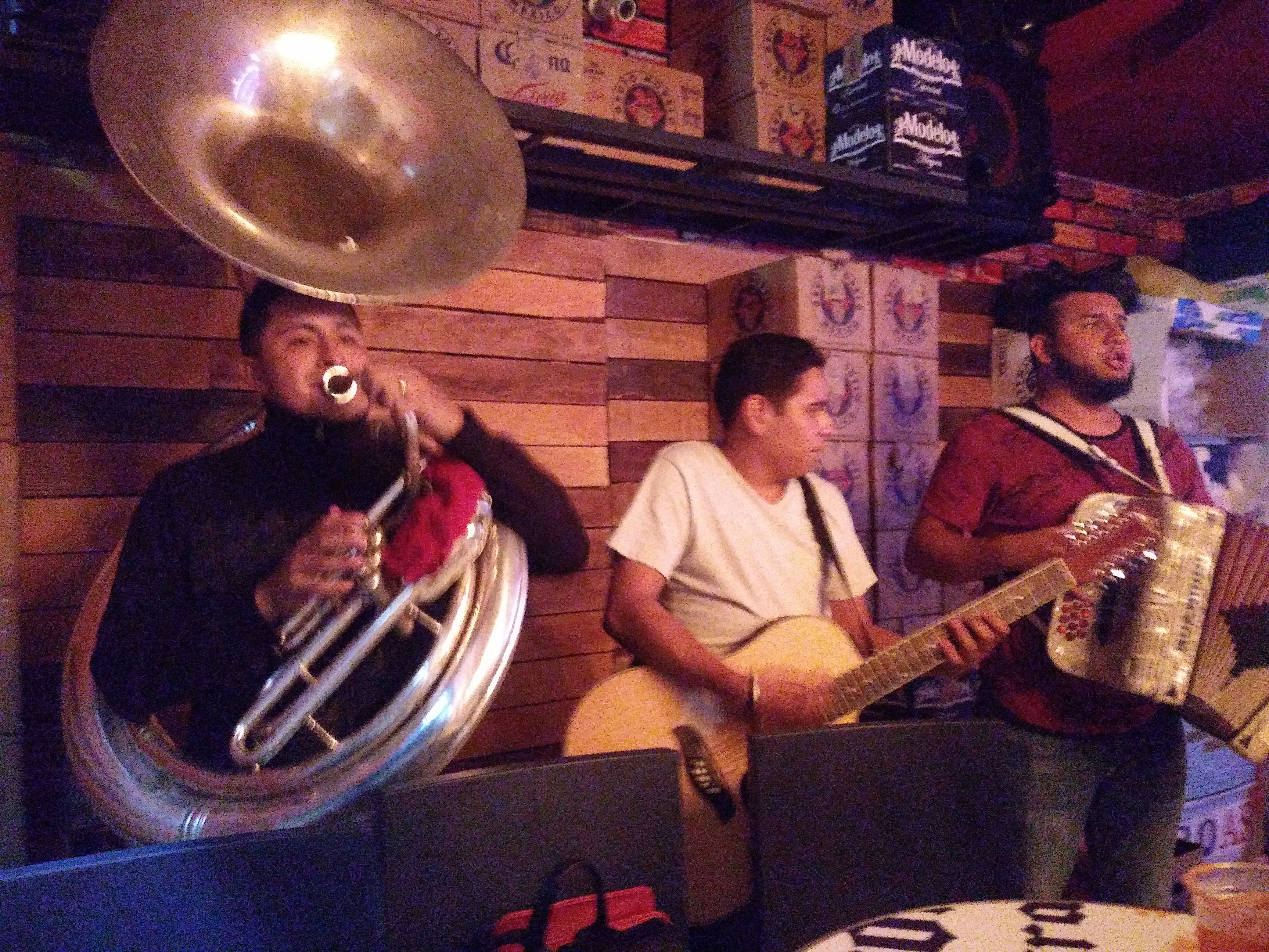 Bar Barra Roja image 1