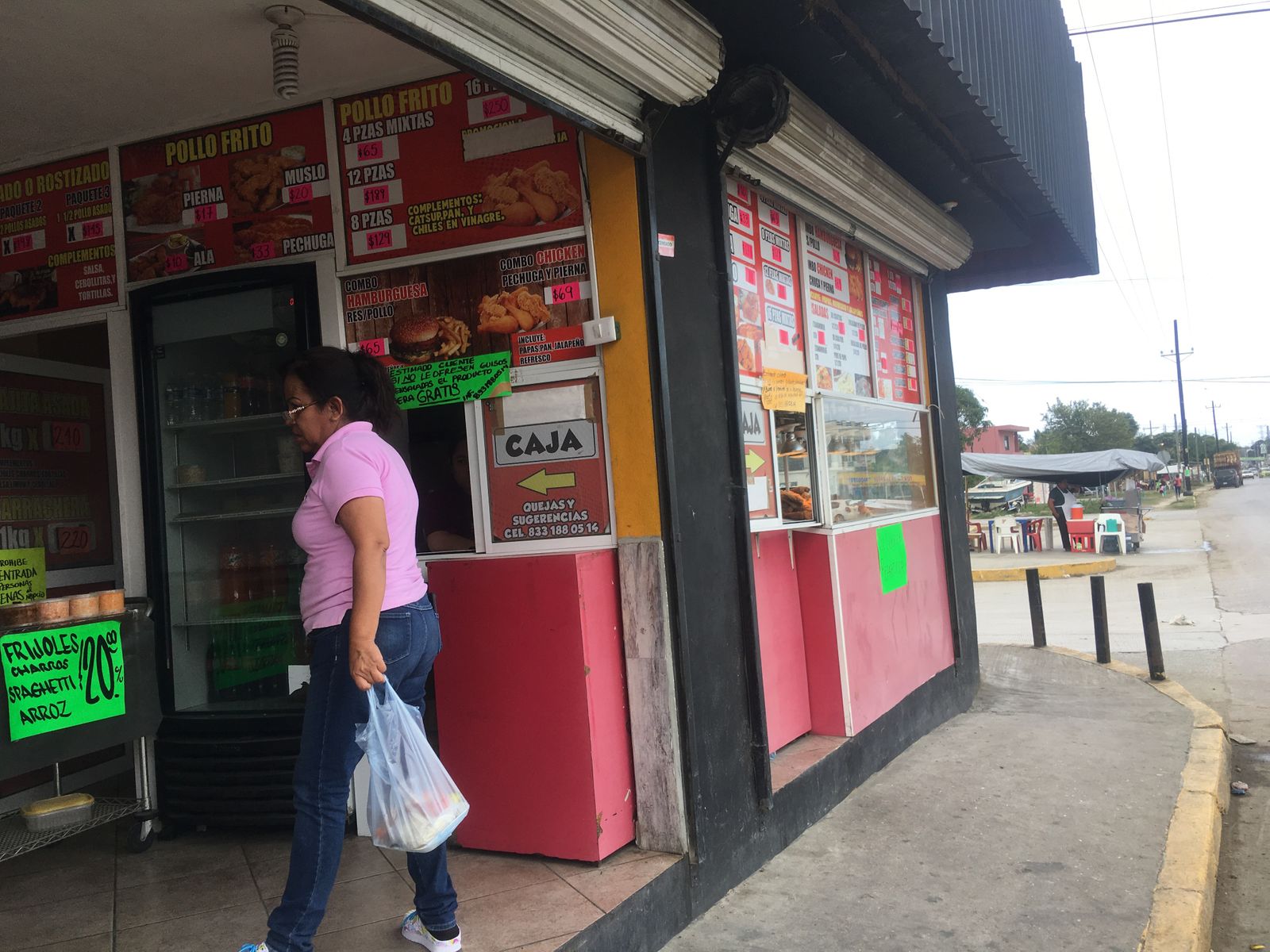 Pollos asados El Vaquero image 1