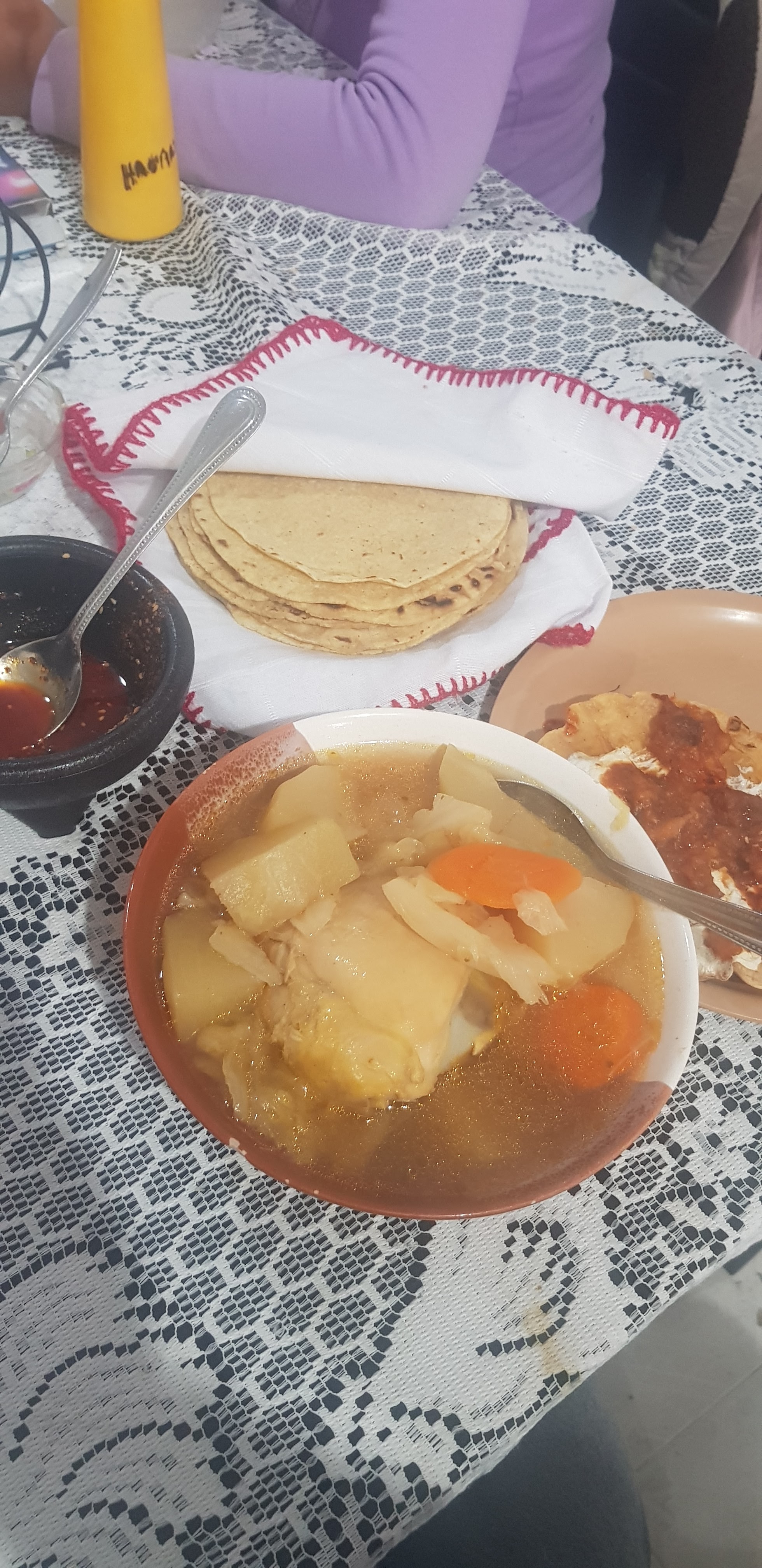 Comedor VICA image 9