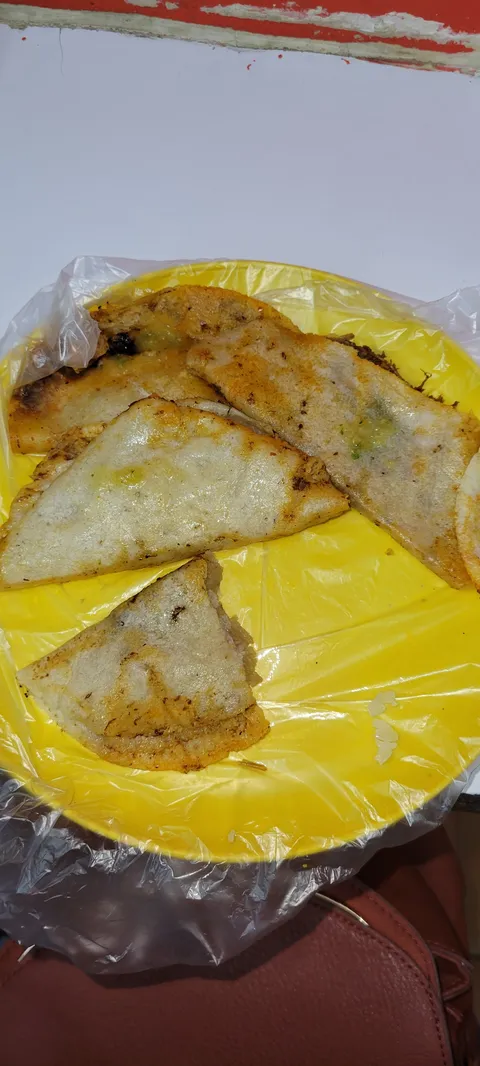 Tacos de Canasta "Chivis" image 4