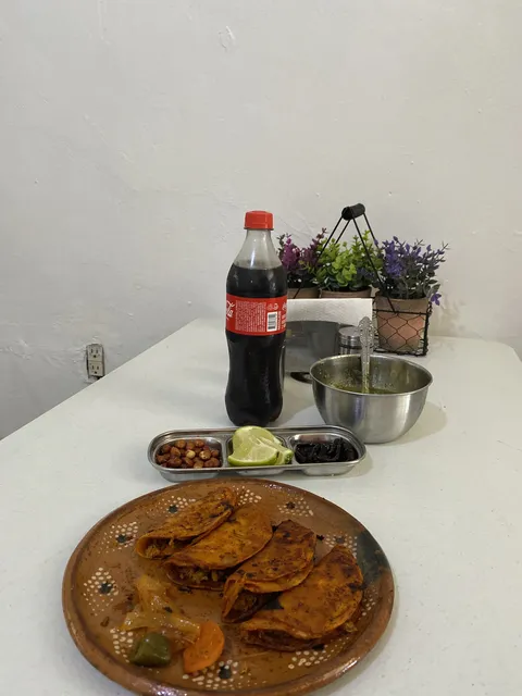 Taqueria "La amiga Mástache" . La original de Iguala guerrero image 5