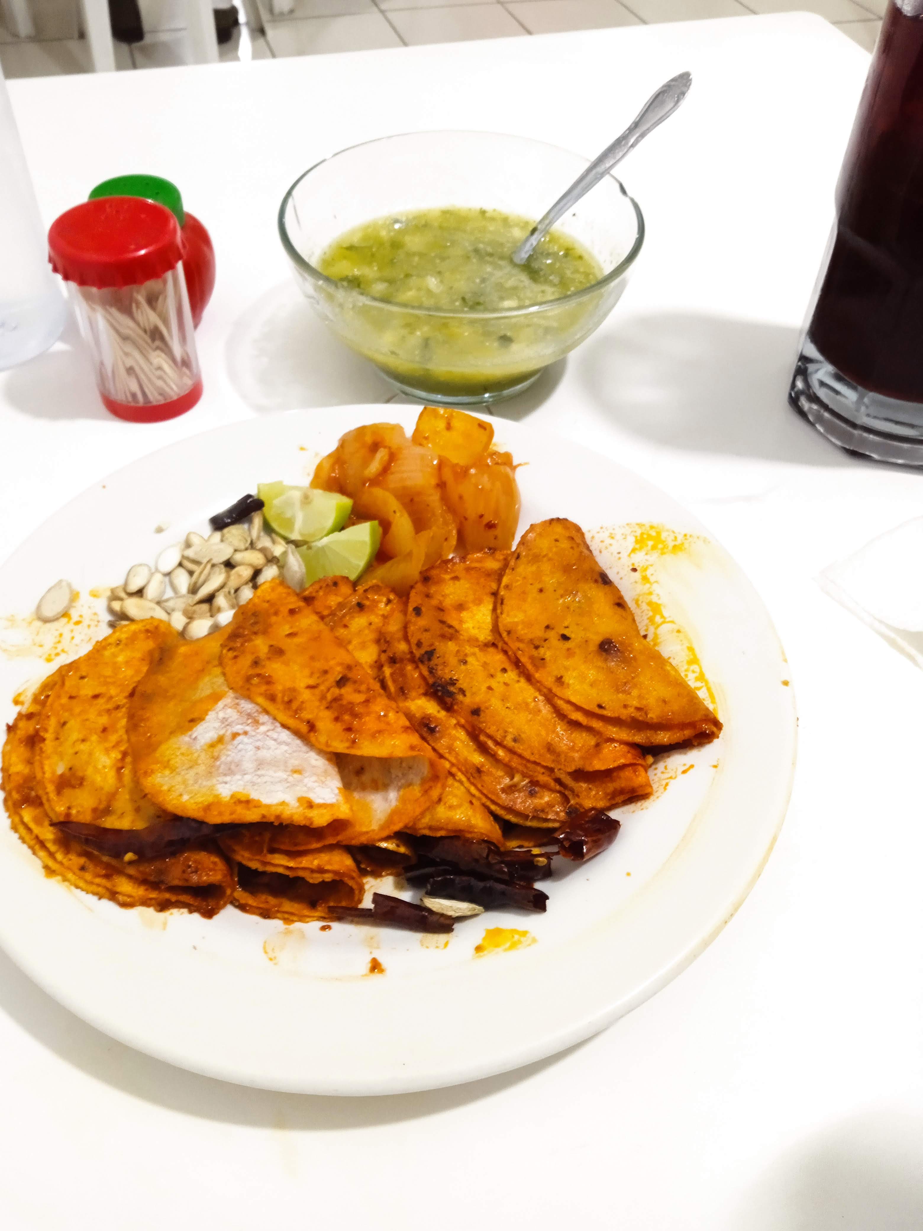 Taqueria "La amiga Mástache" . La original de Iguala guerrero image 6