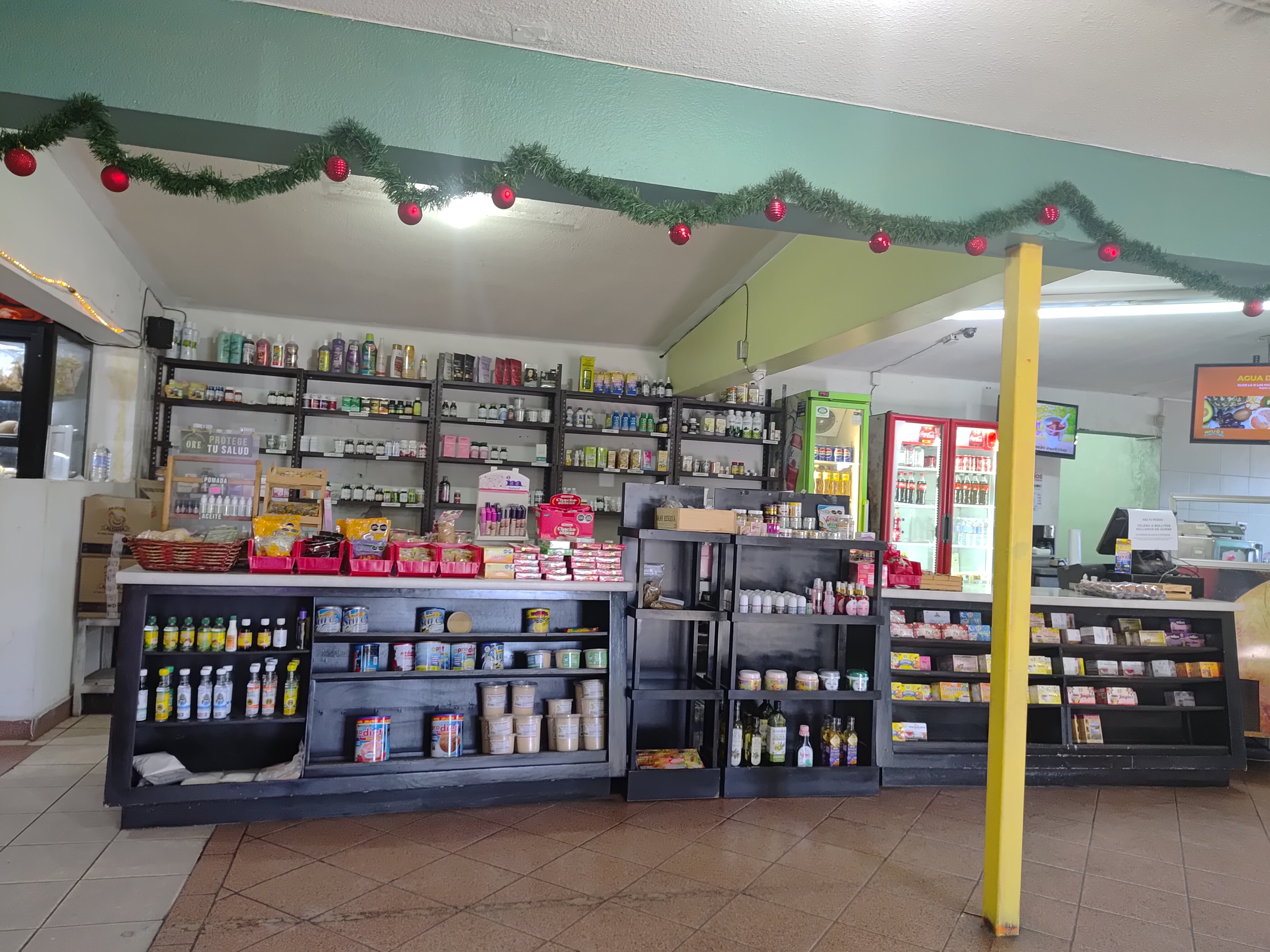 Metros y Ensaladas image 3