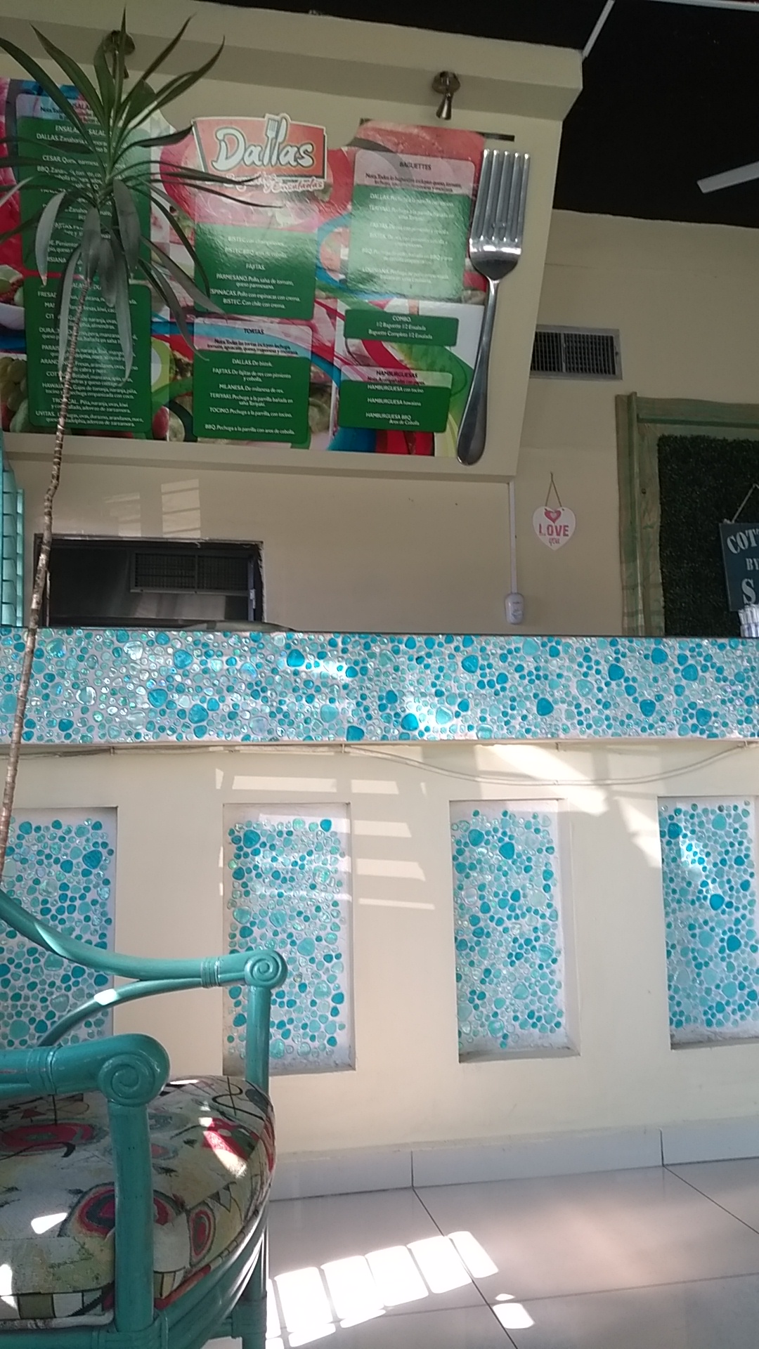 Dallas Baguettes y Ensaladas image 8