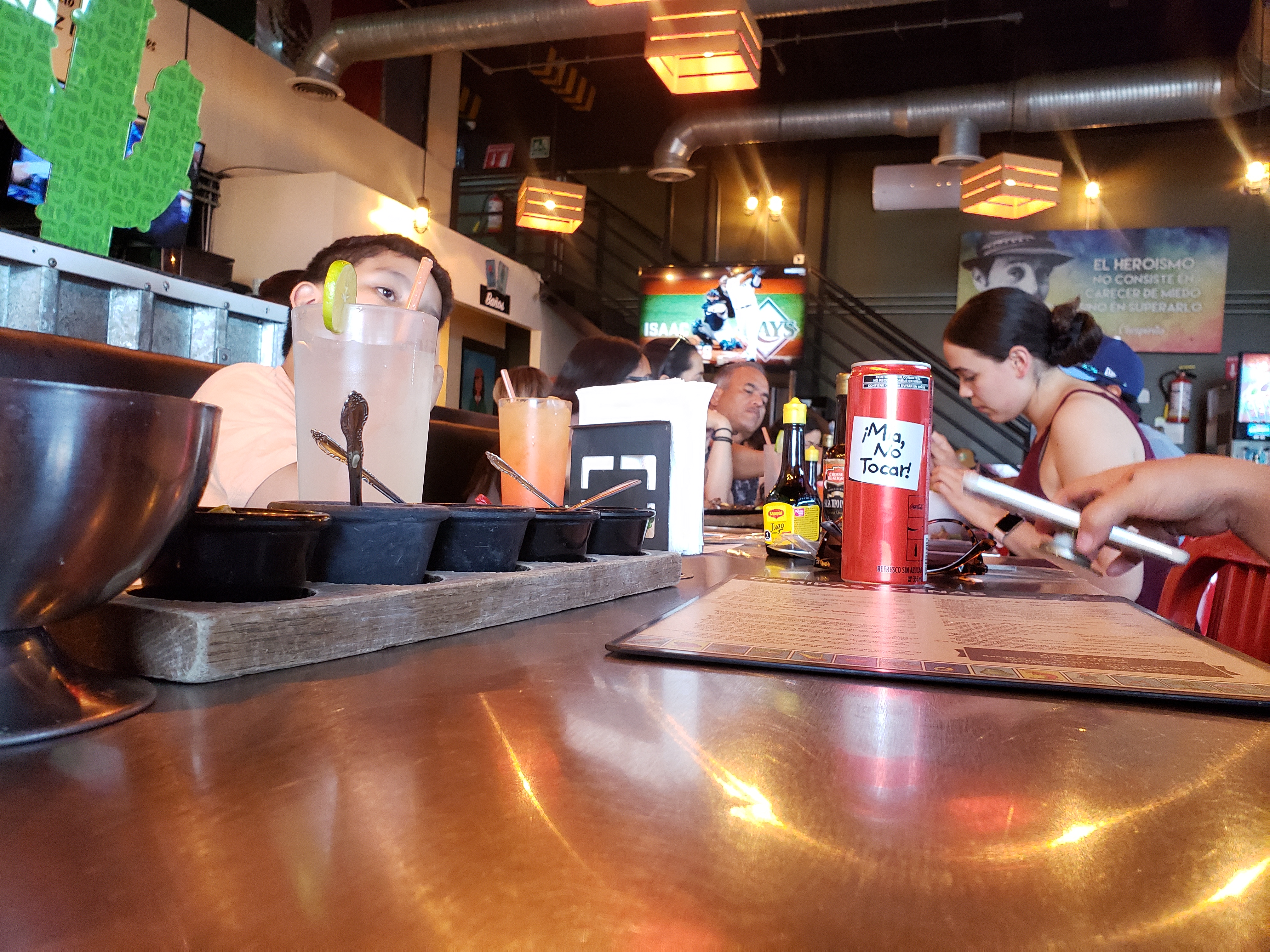 Rayon Tacos Y Cortes image 4