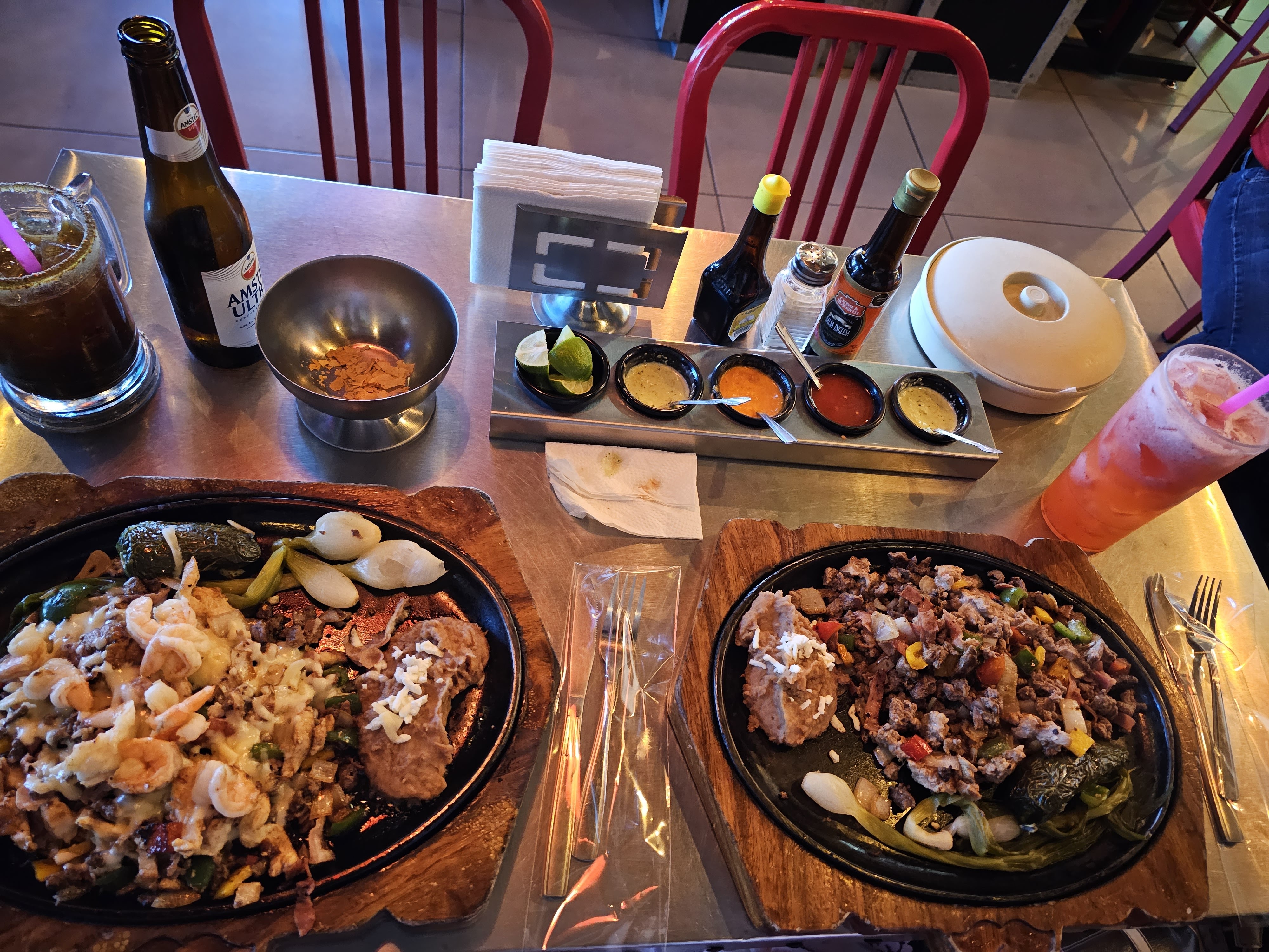 Rayon Tacos Y Cortes image 7