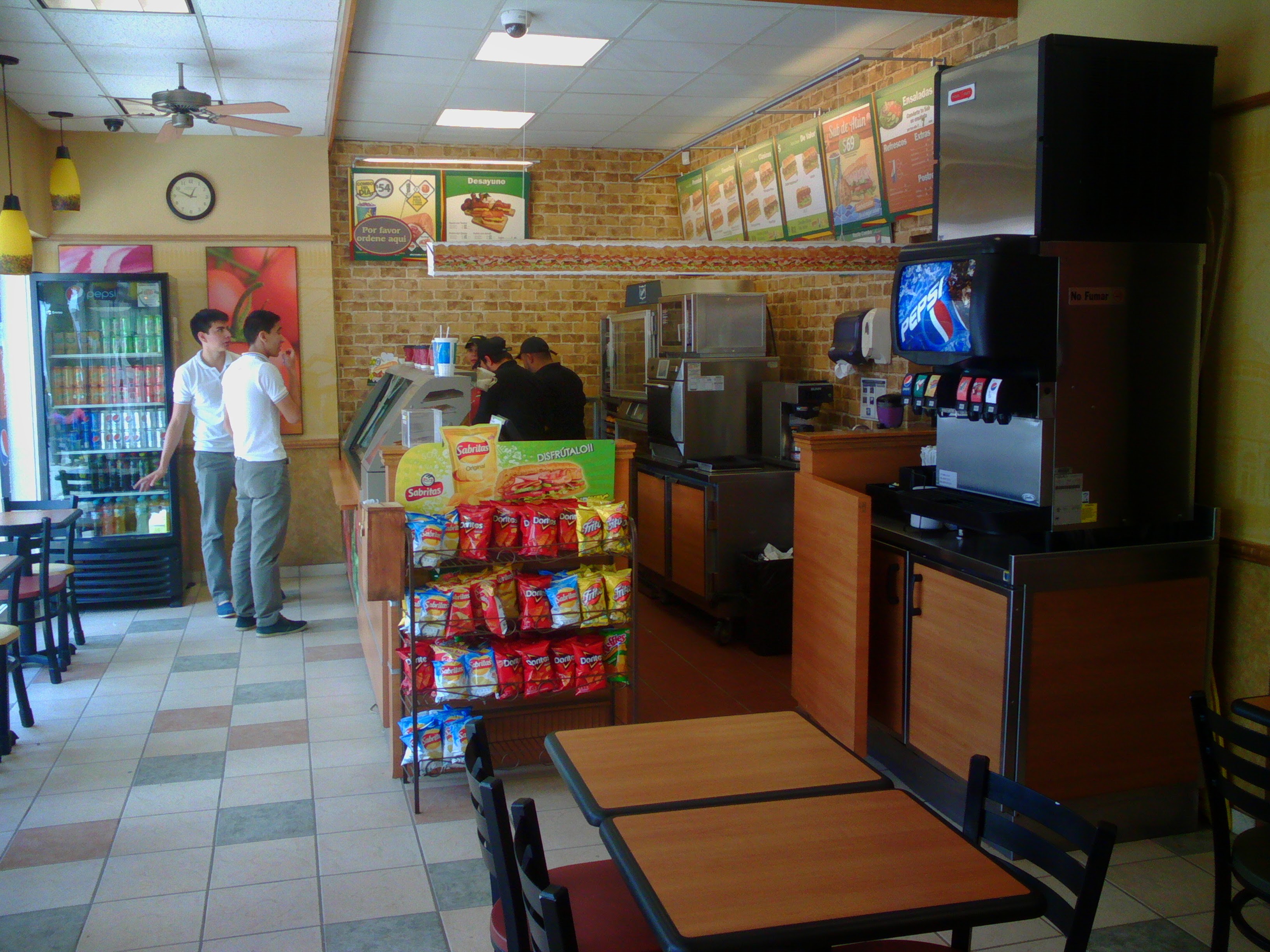 Subway Cuauhtemoc image 3