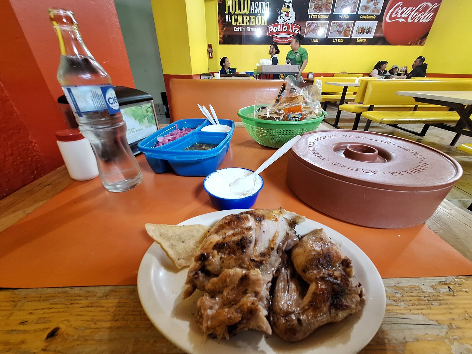POLLO LIZ image 3