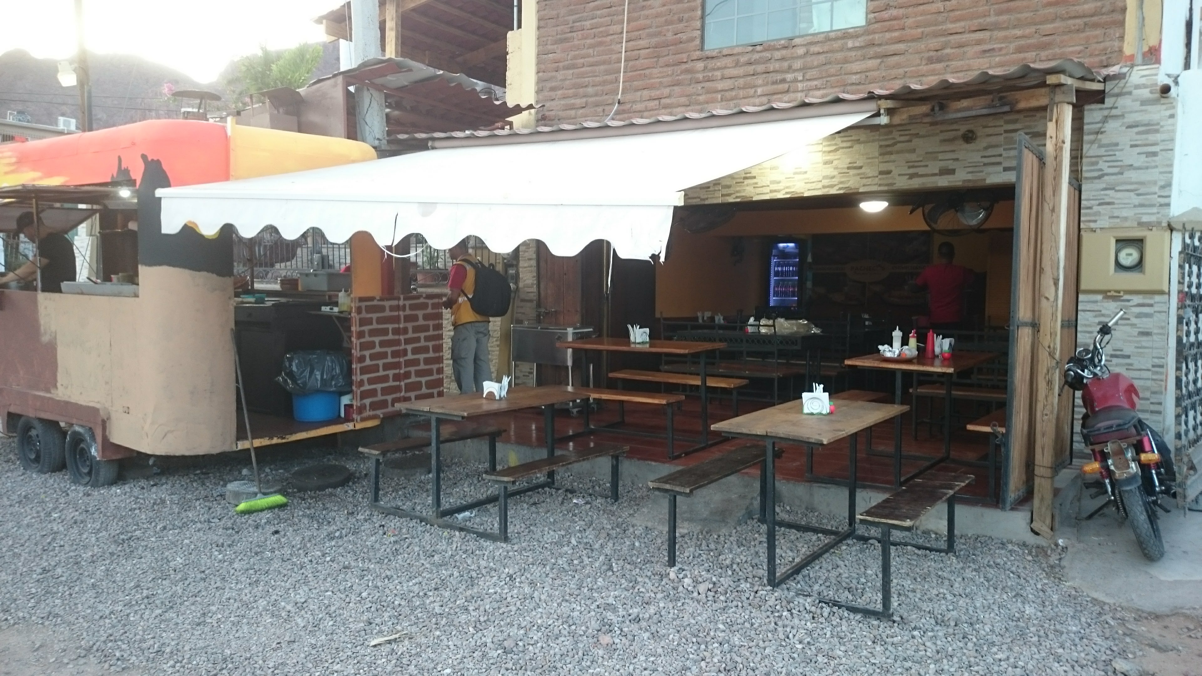 Burros Pacheco's image 8