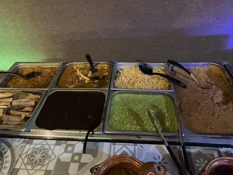 A LA MEXICANA image 2