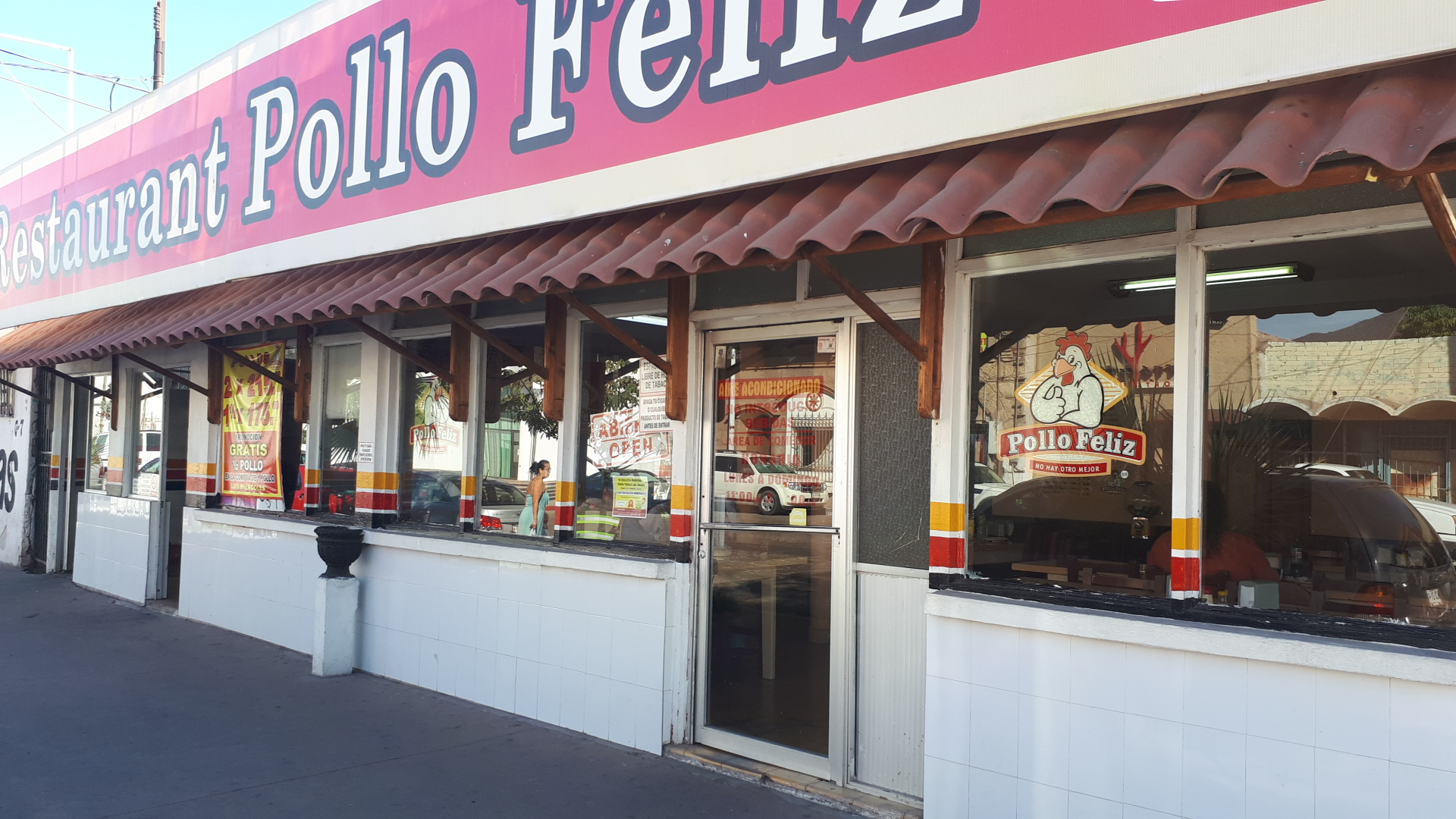 Pollo Feliz Restaurant image 1