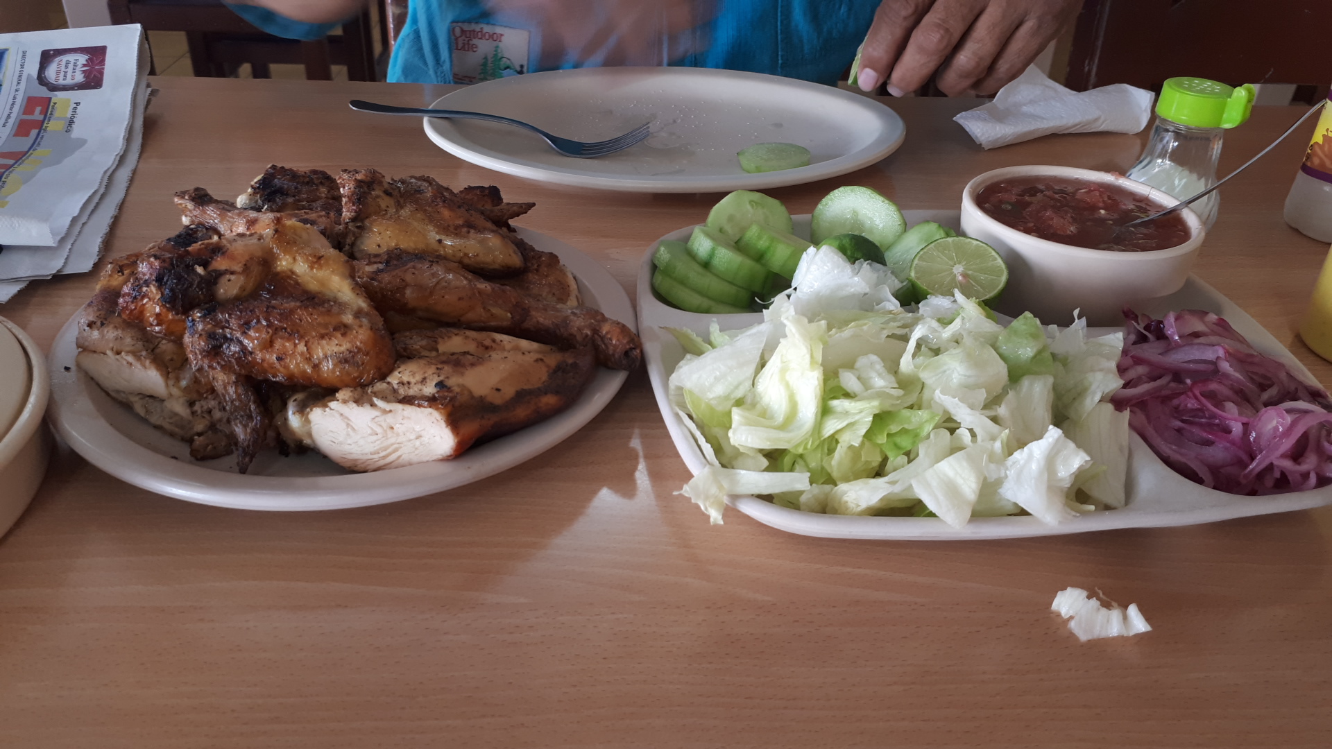 Pollo Feliz Restaurant image 2