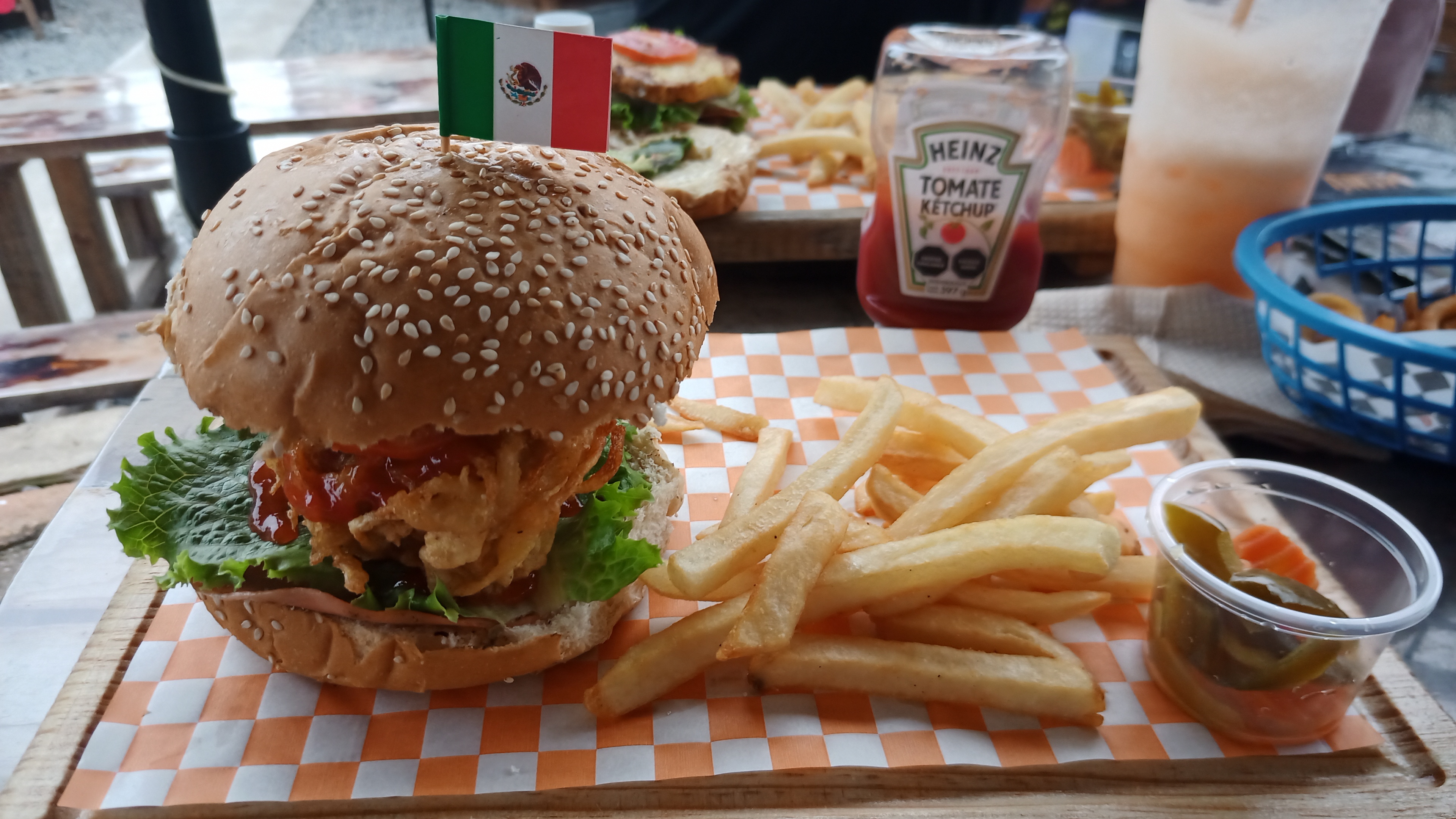 Food Park La Bomba image 2