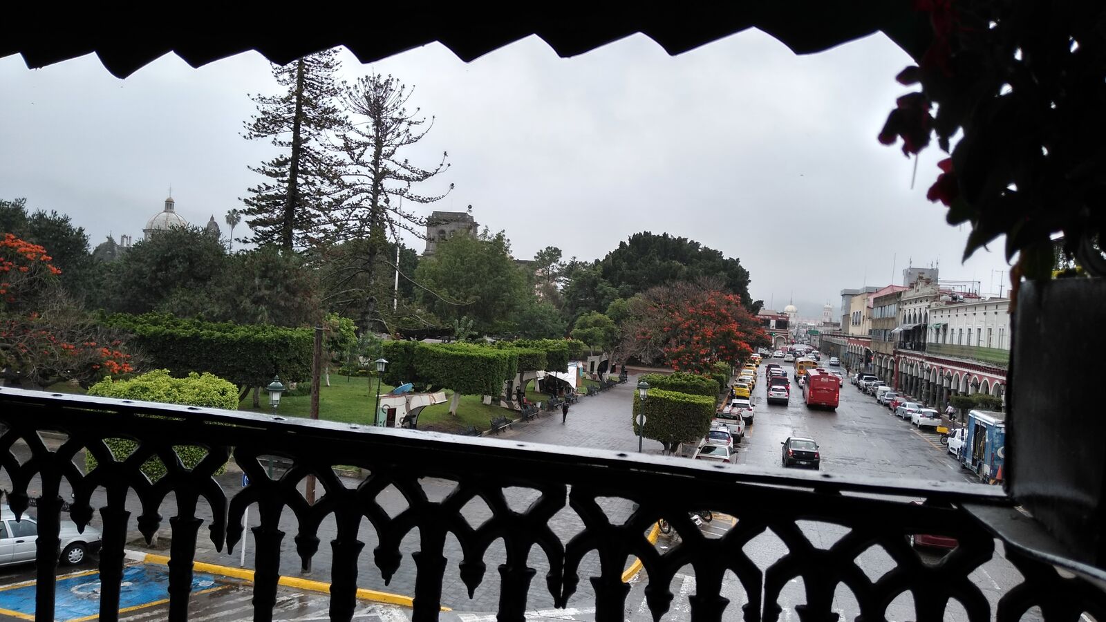 El Balcon image 4