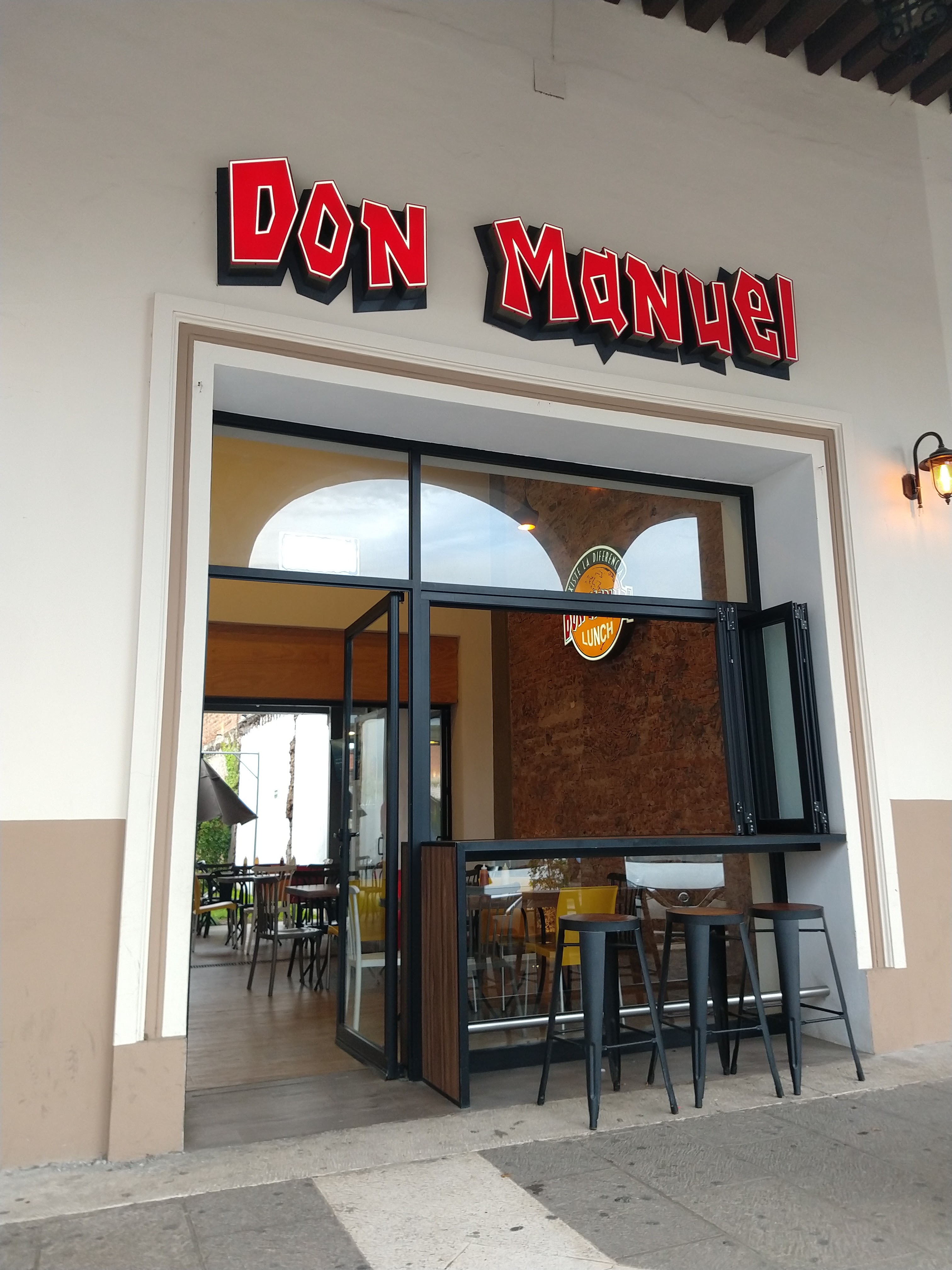 Don Manuel lunch portal image 7