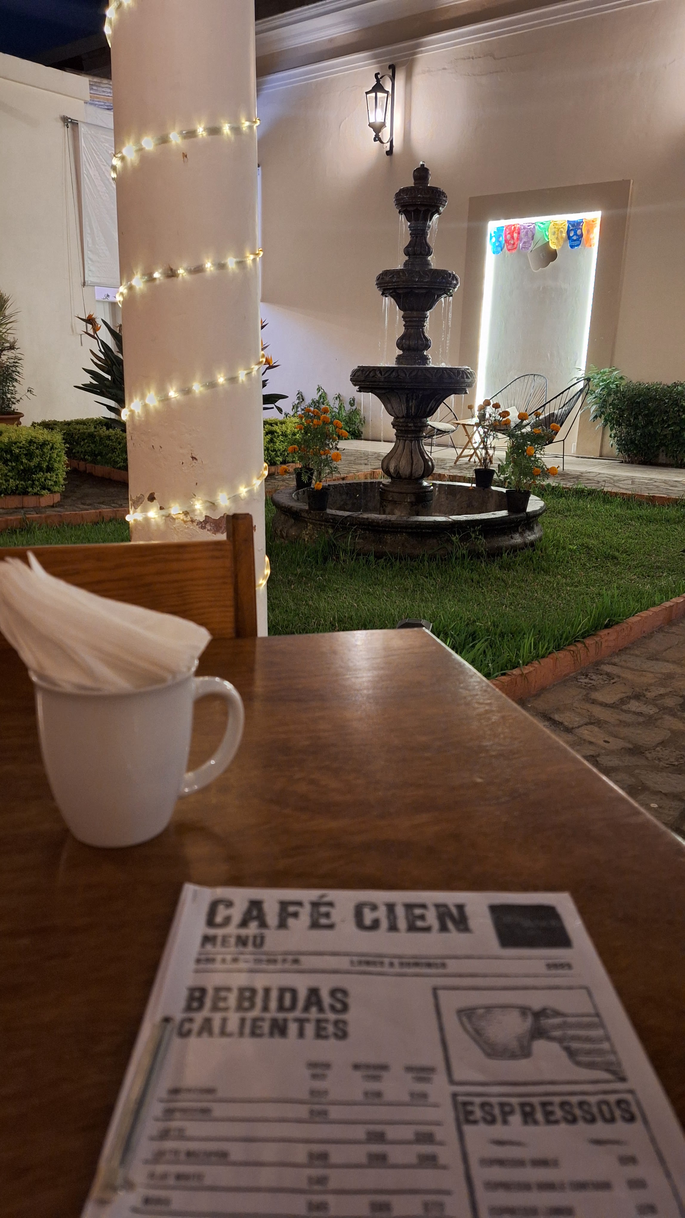 Cien Años Restaurante y Café image 7