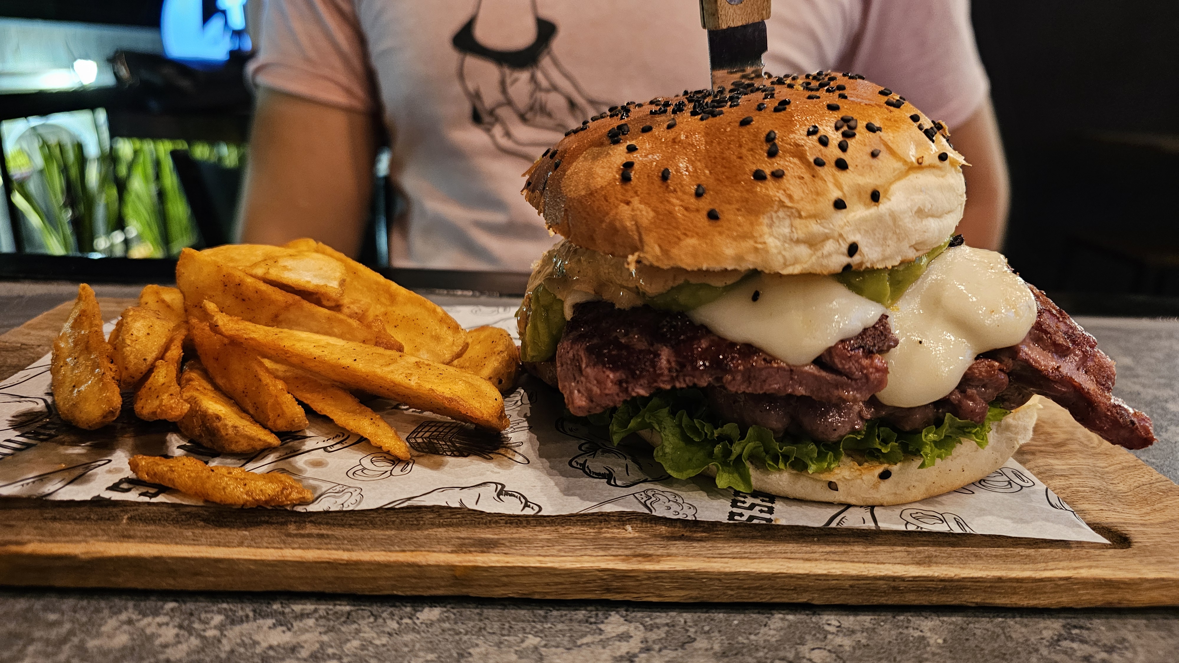 SANTOS DEMONIOS image 3