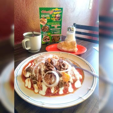 Chilaquiles Los Cova image 3