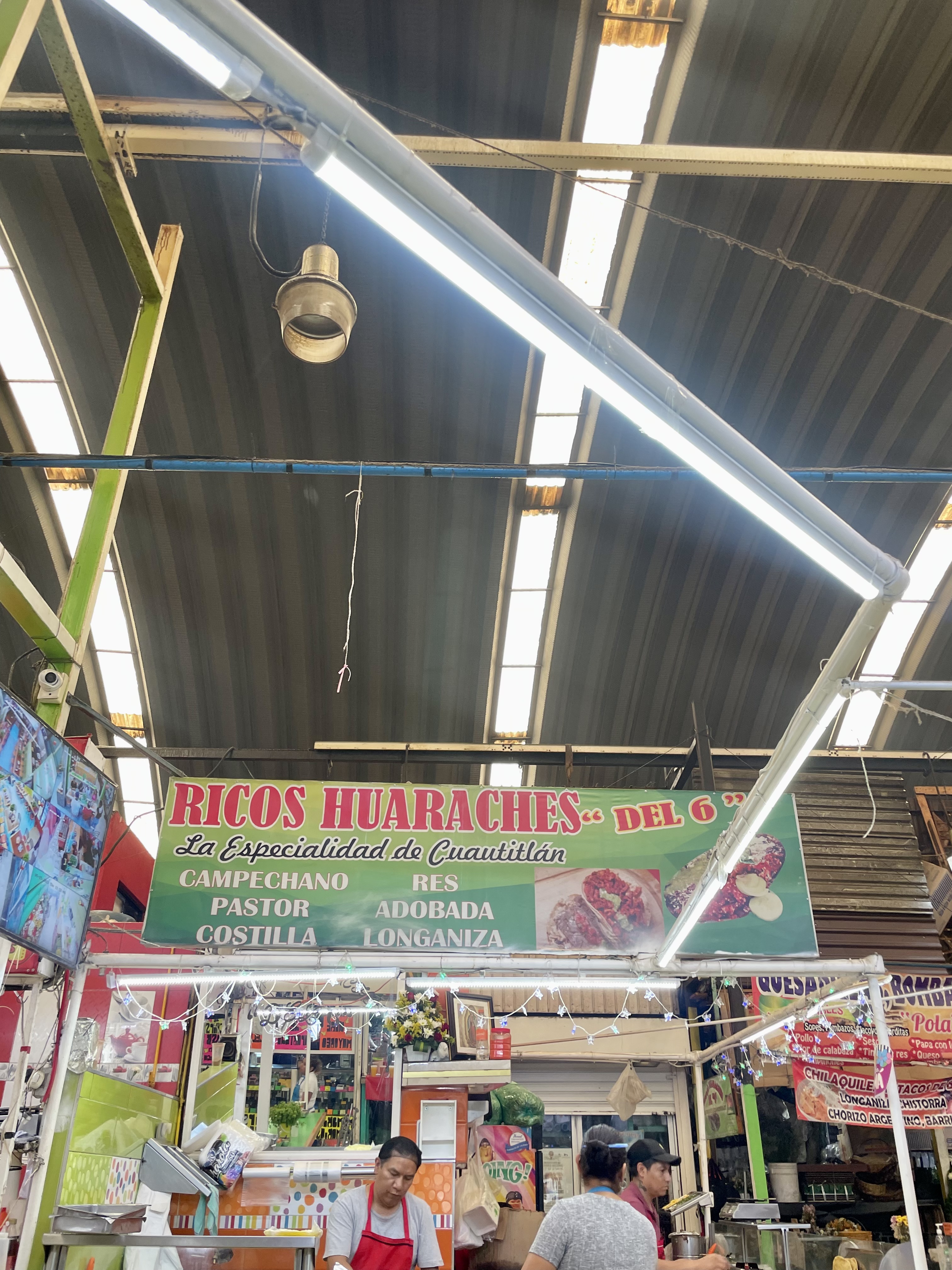 Ricos Huaraches Del ''6'' image 3