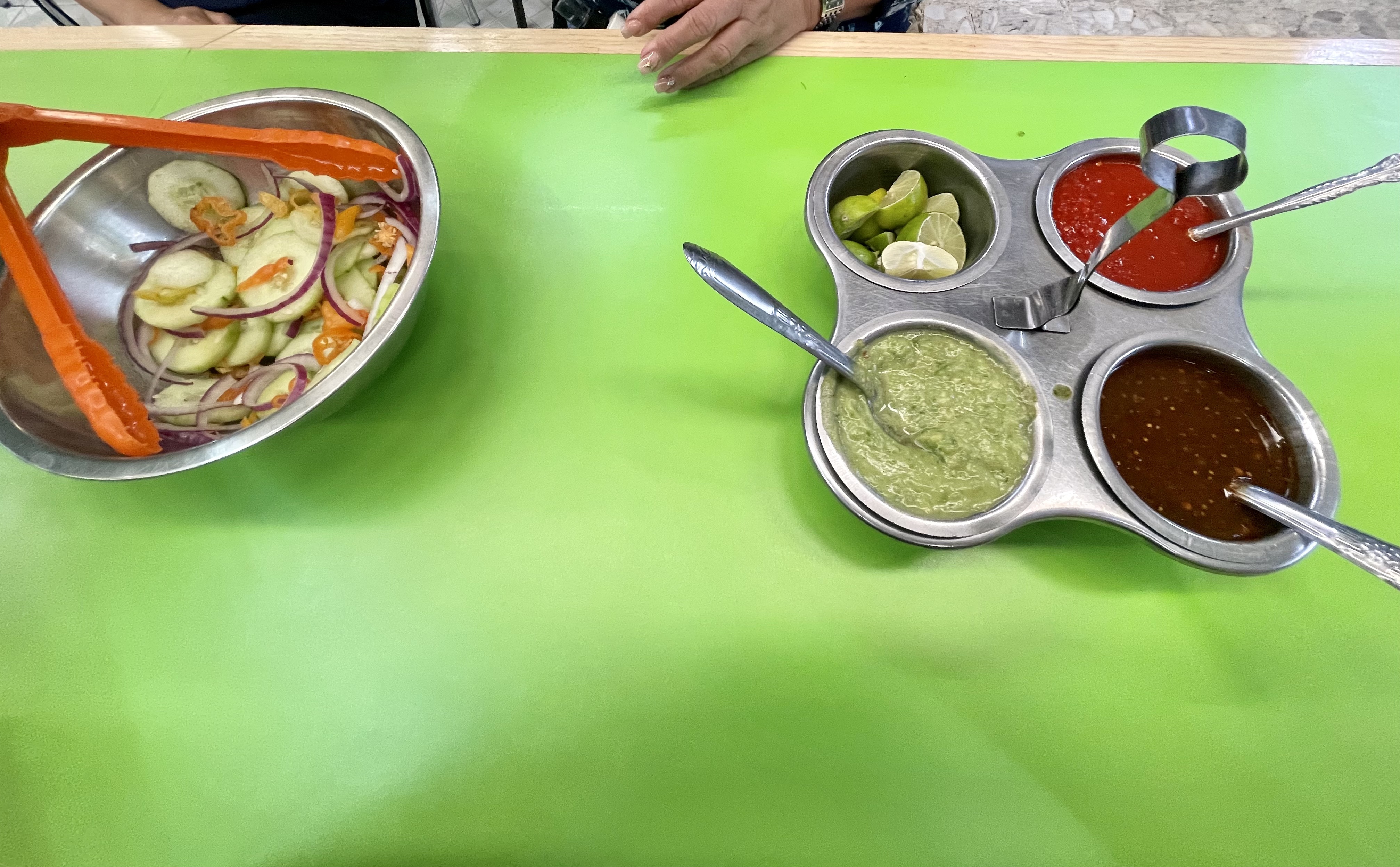 Ricos Huaraches Del ''6'' image 9